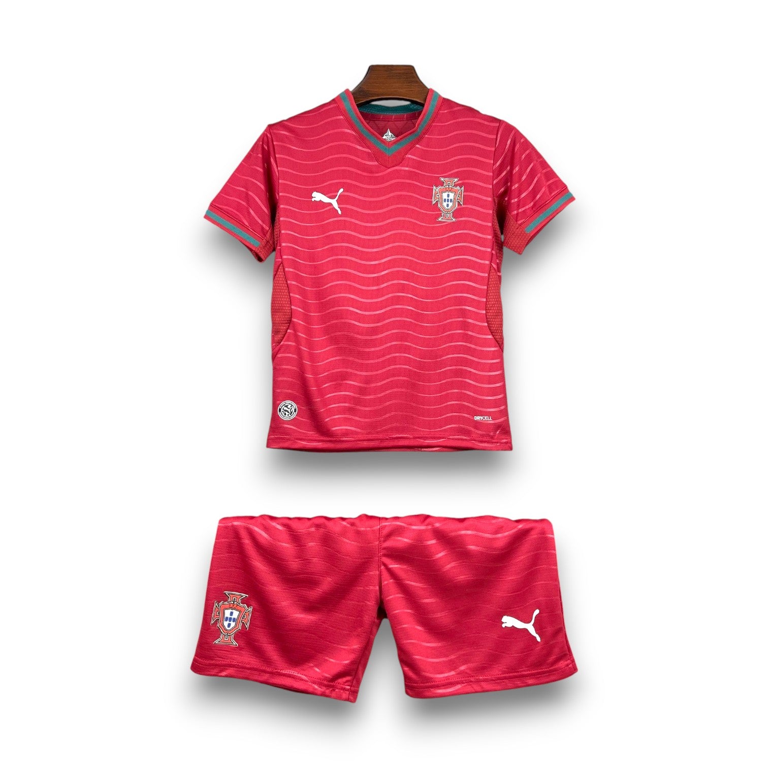 PORTUGAL - ENSEMBLE ENFANT DOMICILE 2026