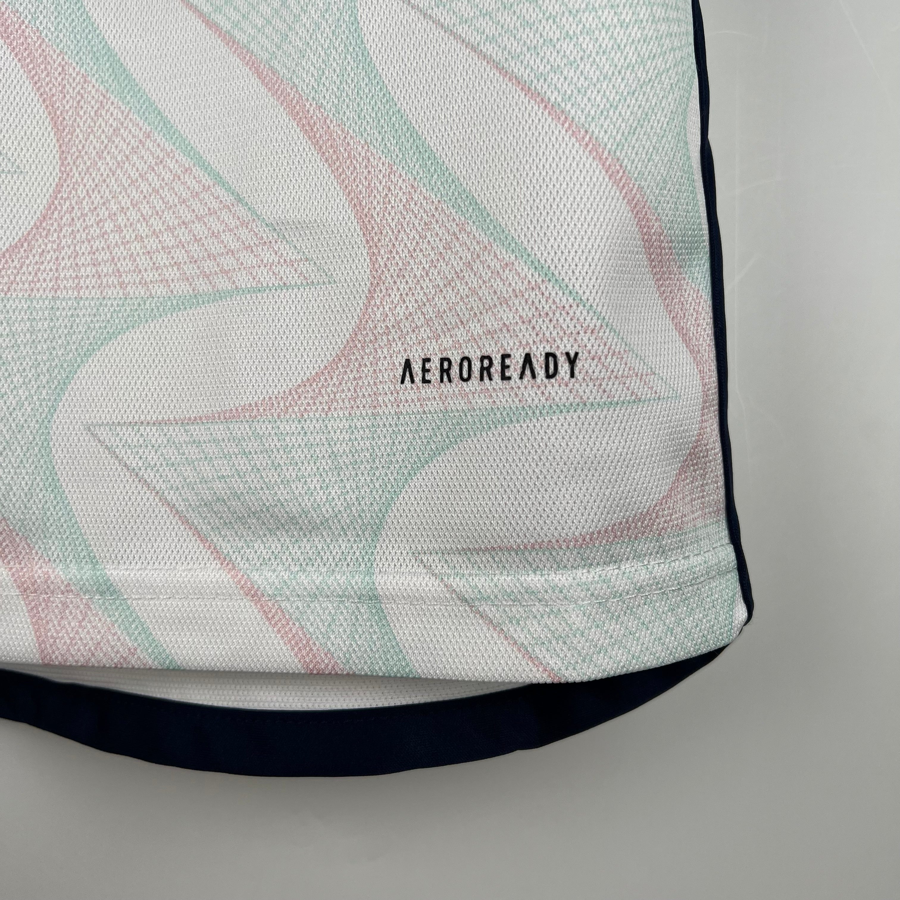 AJAX - MAILLOT EXTÉRIEUR 23/24