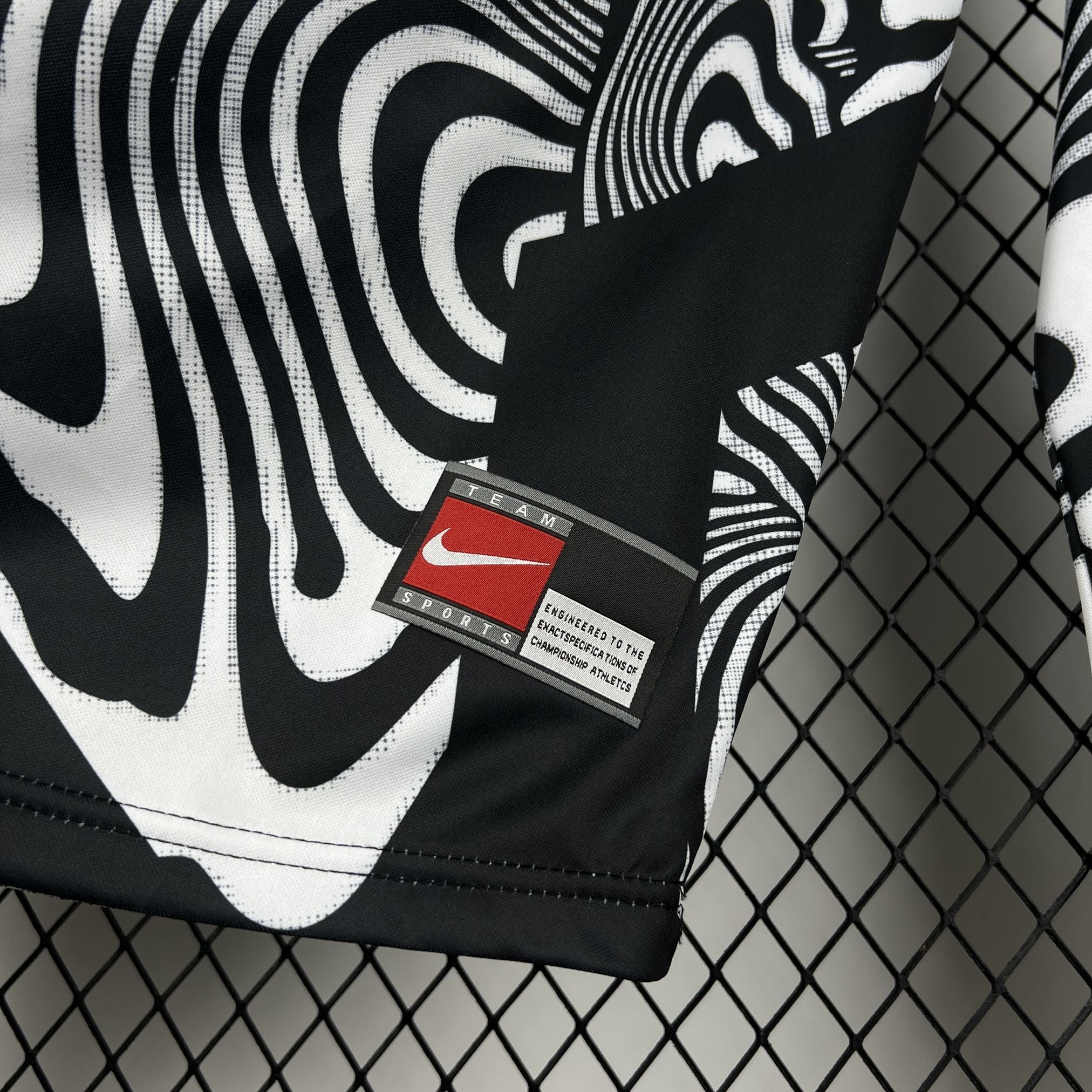 BRÉSIL - MAILLOT GARDIEN MANCHES LONGUES "HOLLYWOOD" 2026