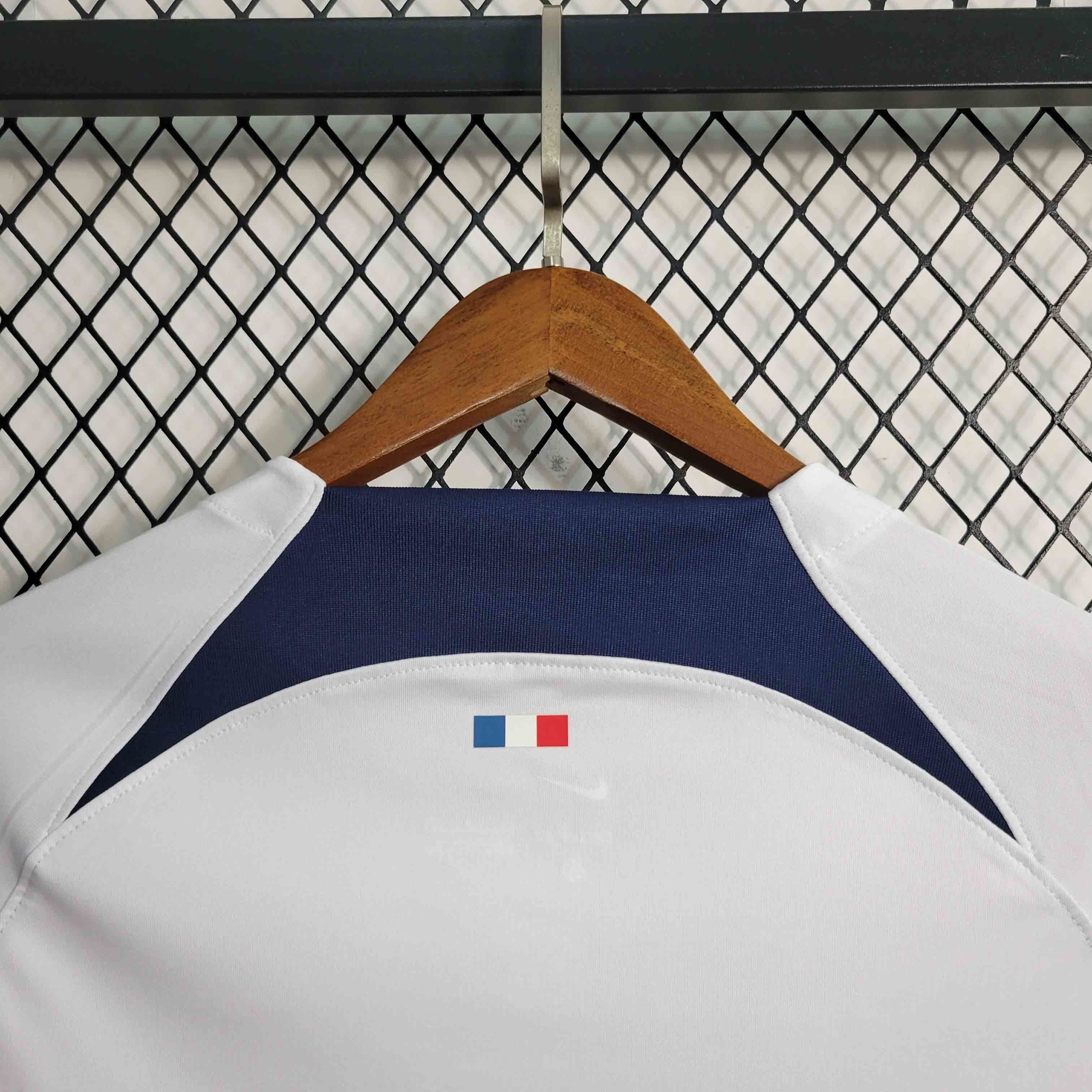 PARIS SAINT GERMAIN - MAILLOT EXTÉRIEUR 23/24