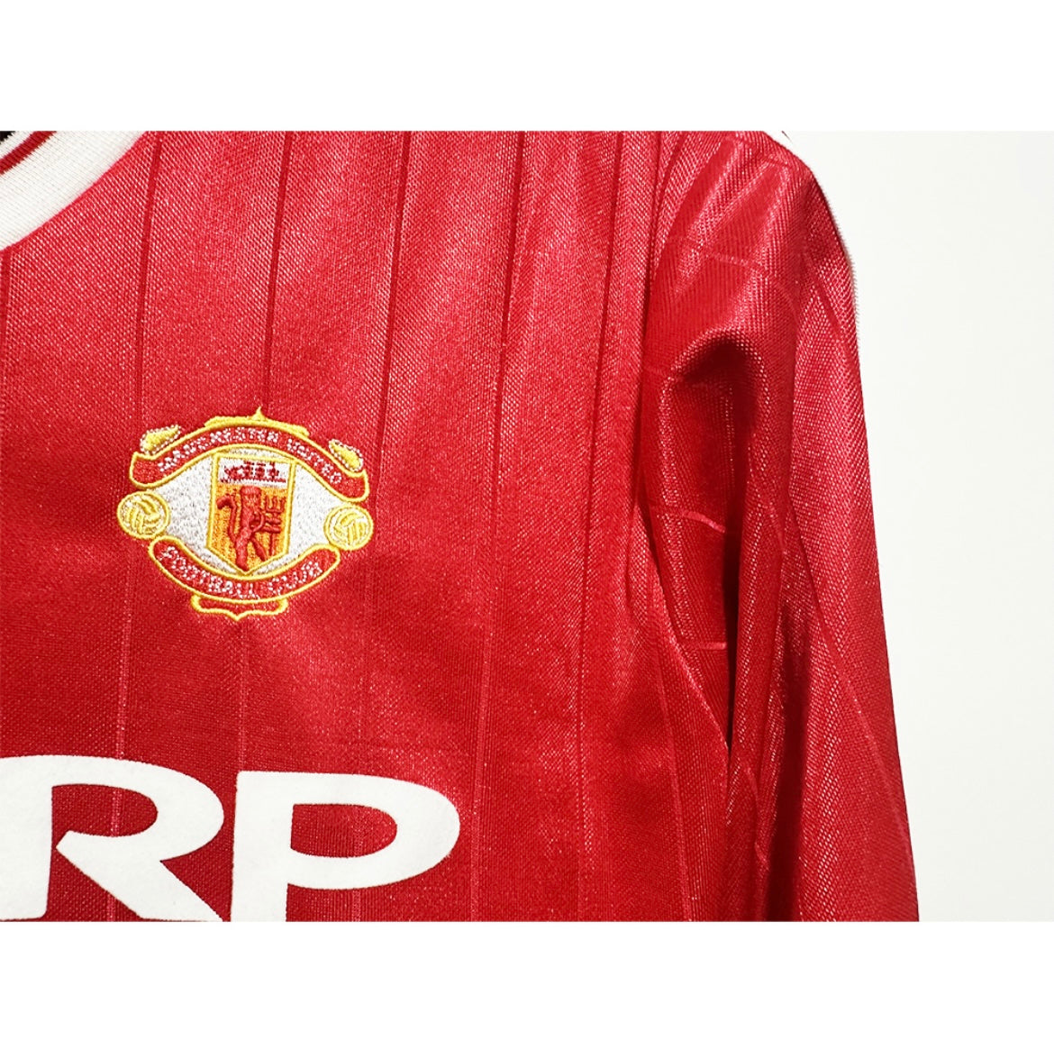MANCHESTER UNITED - MAILLOT DOMICILE MANCHES LONGUES 1982/83