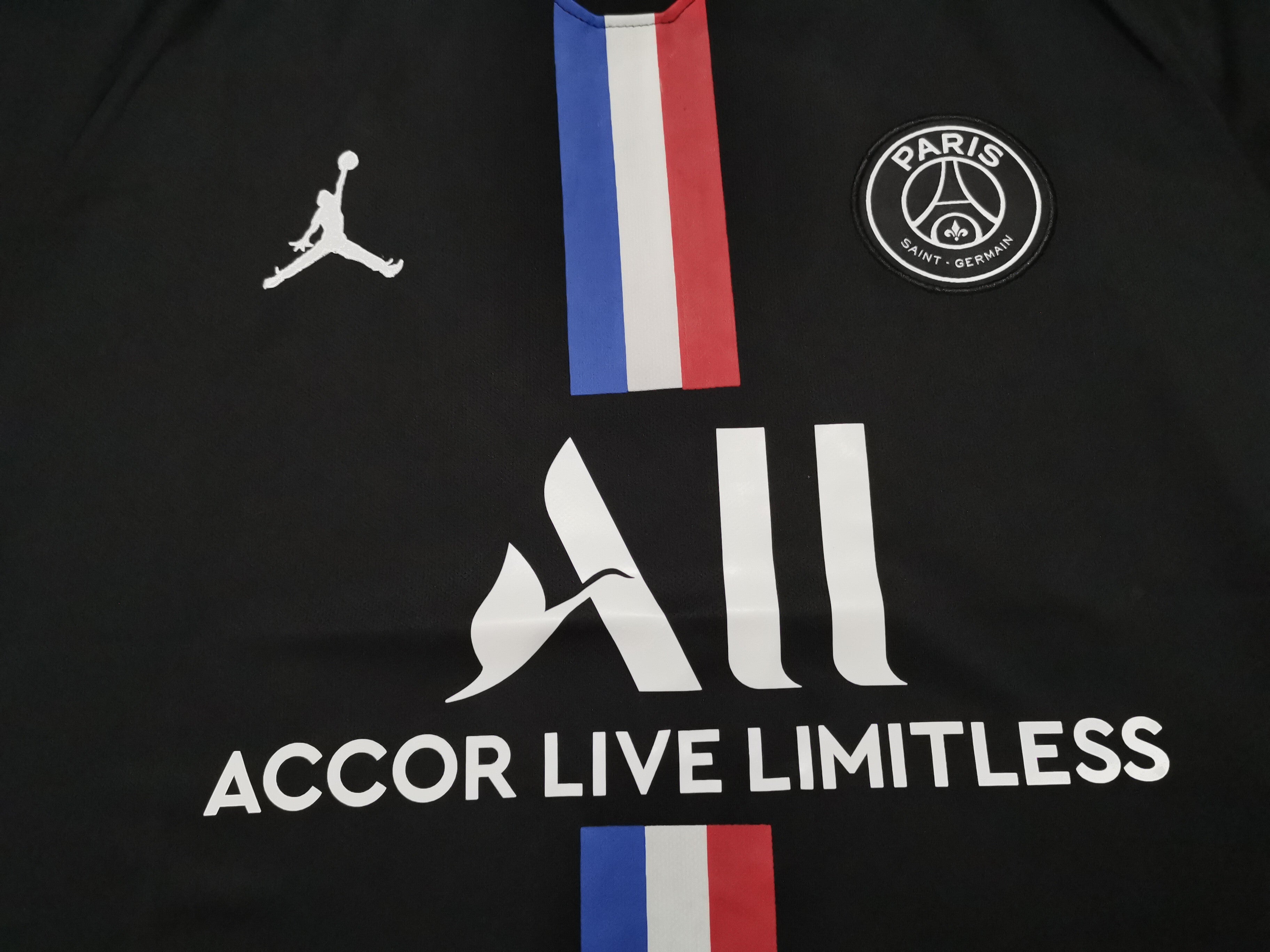 PARIS SAINT GERMAIN - MAILLOT EXTÉRIEUR FOURTH 19/20