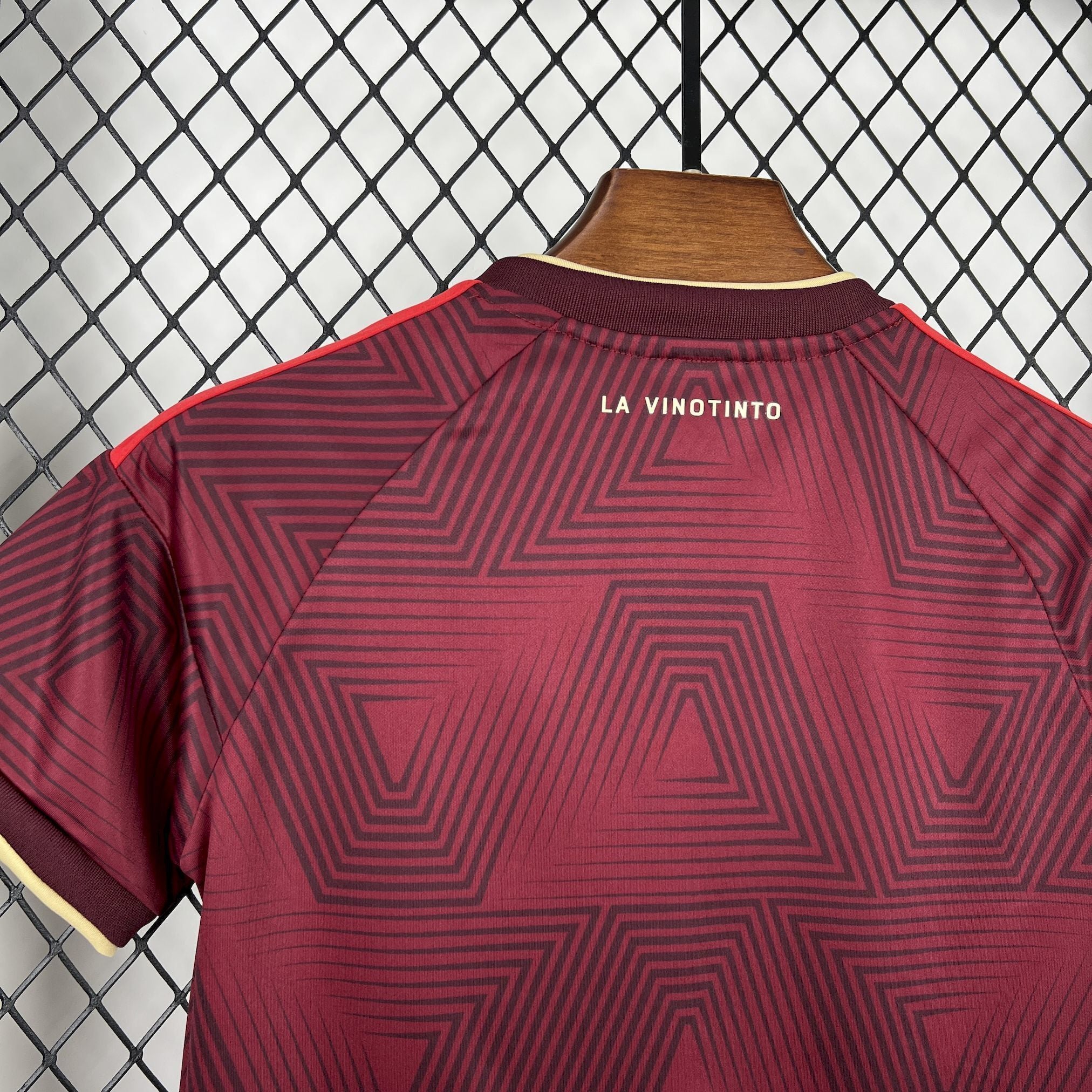 VENEZUELA - ENSEMBLE ENFANT DOMICILE 2026