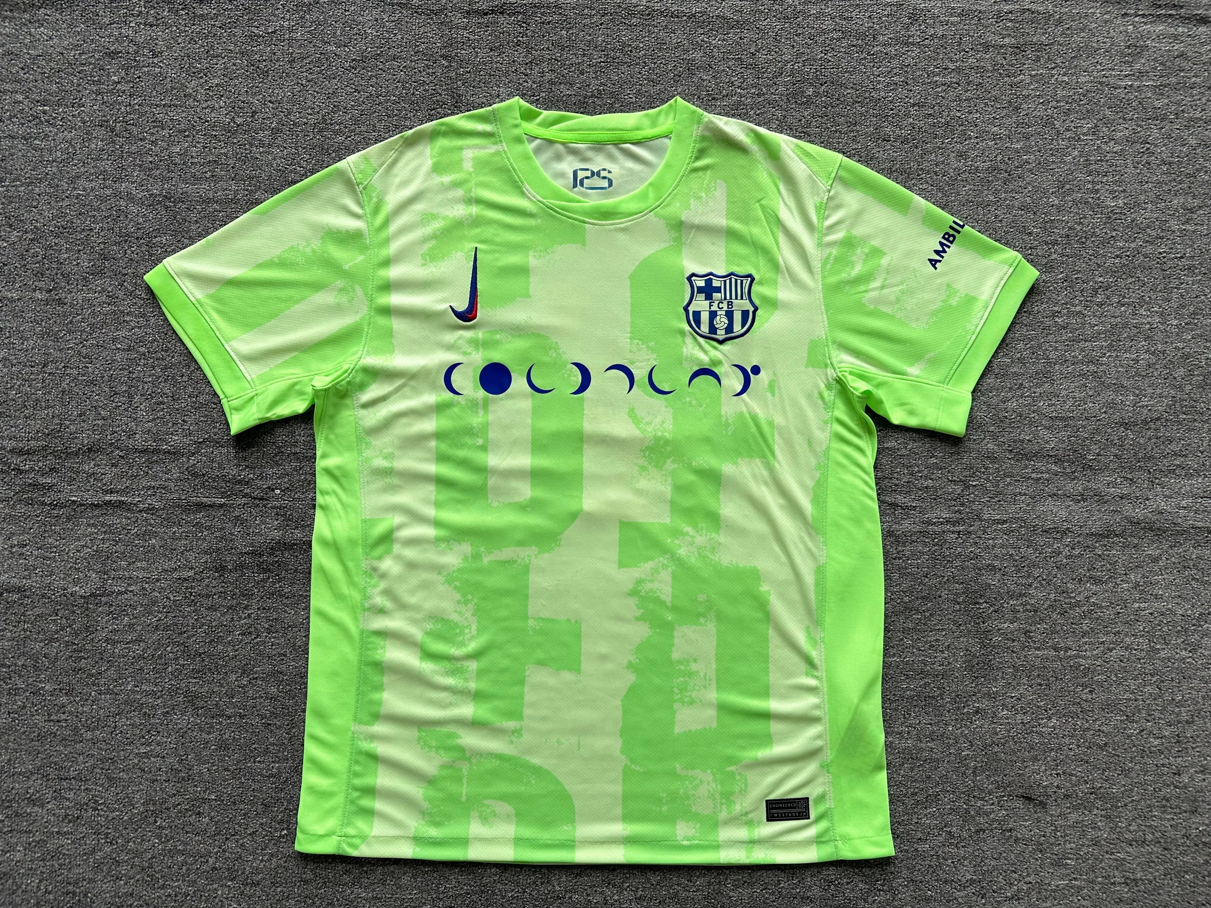 Maillot Barcelone spécial 2025