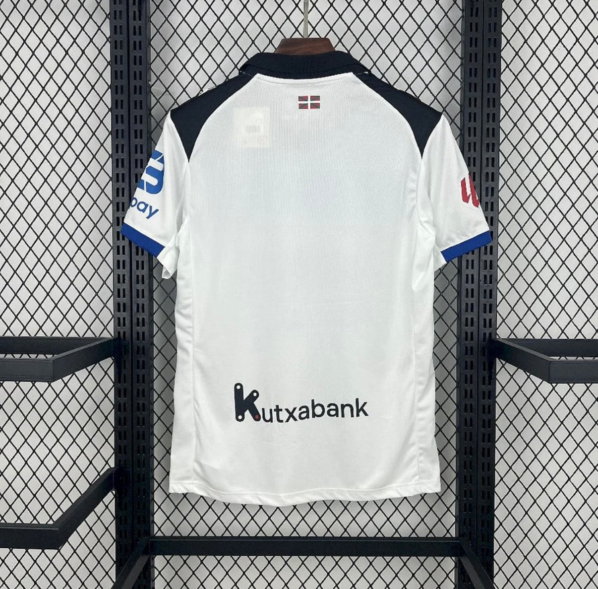 Deportivo Alavés 2025/26 Extérieur