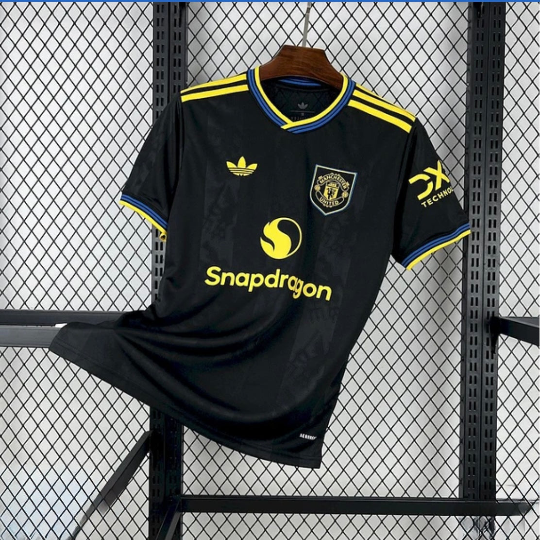 Manchester United 2025/26 Third