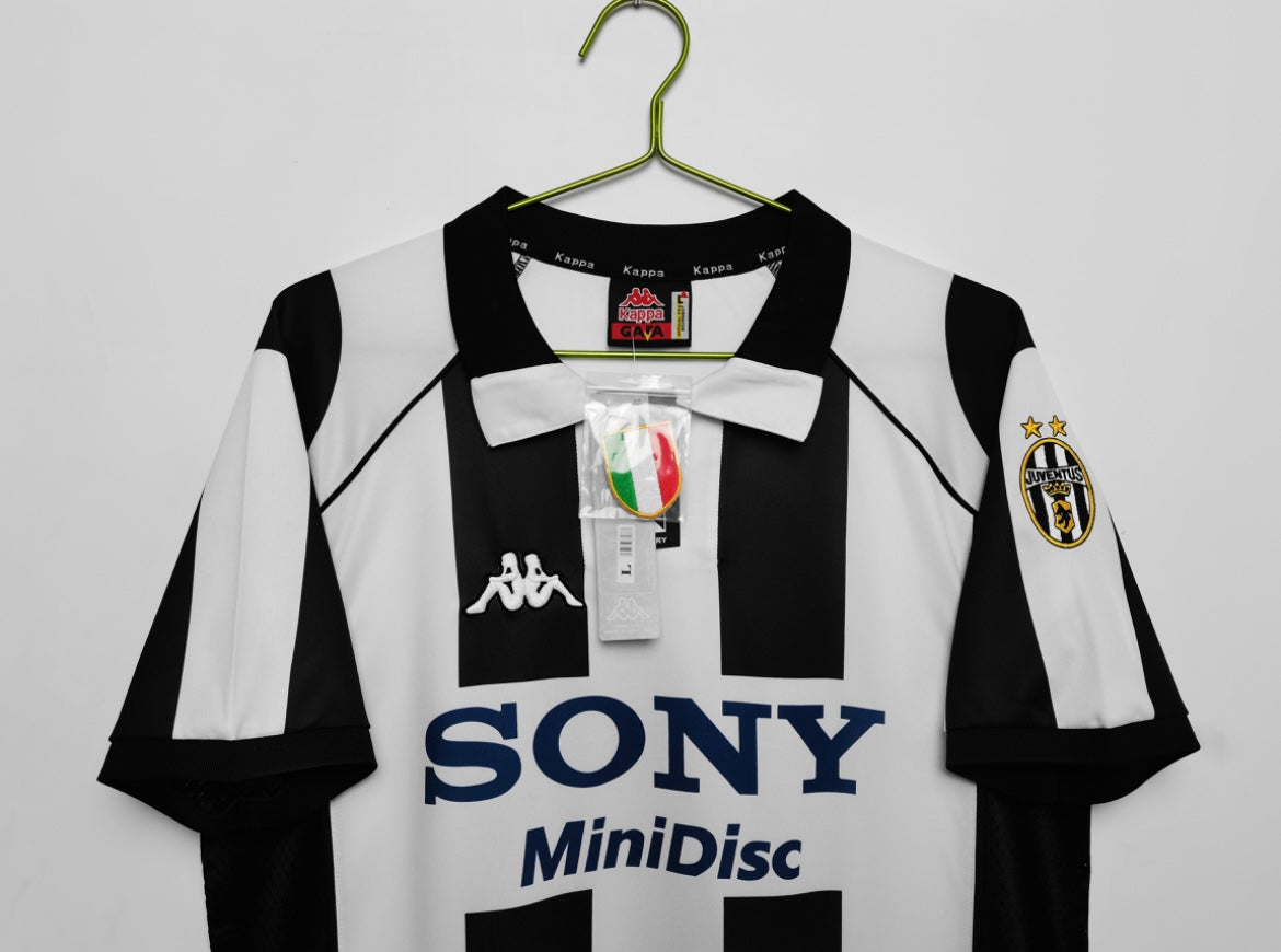 JUVENTUS - MAILLOT DOMICILE 1997/98