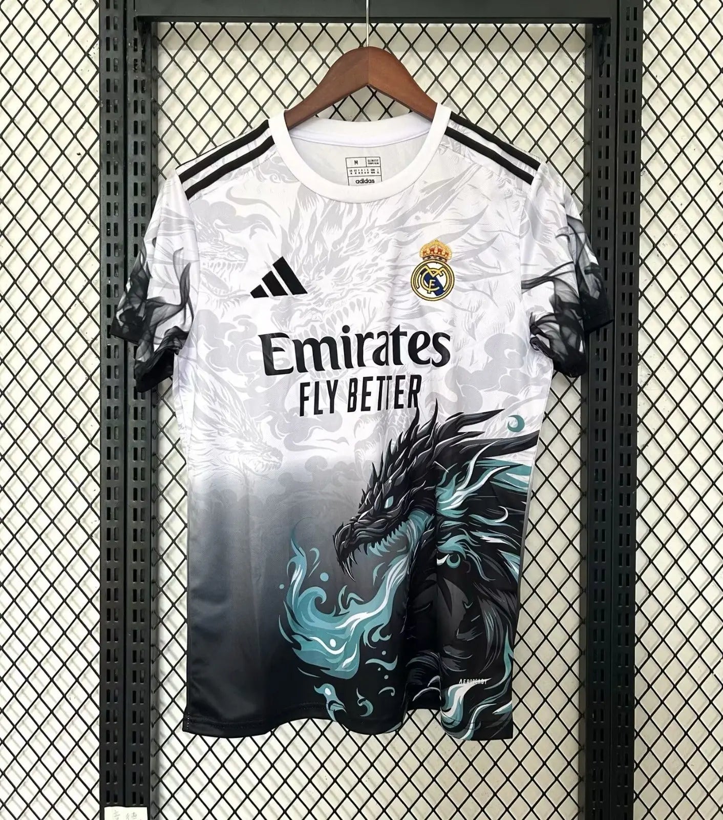 Maillot 24/25 Real Madrid Blanc Spécial Dragon