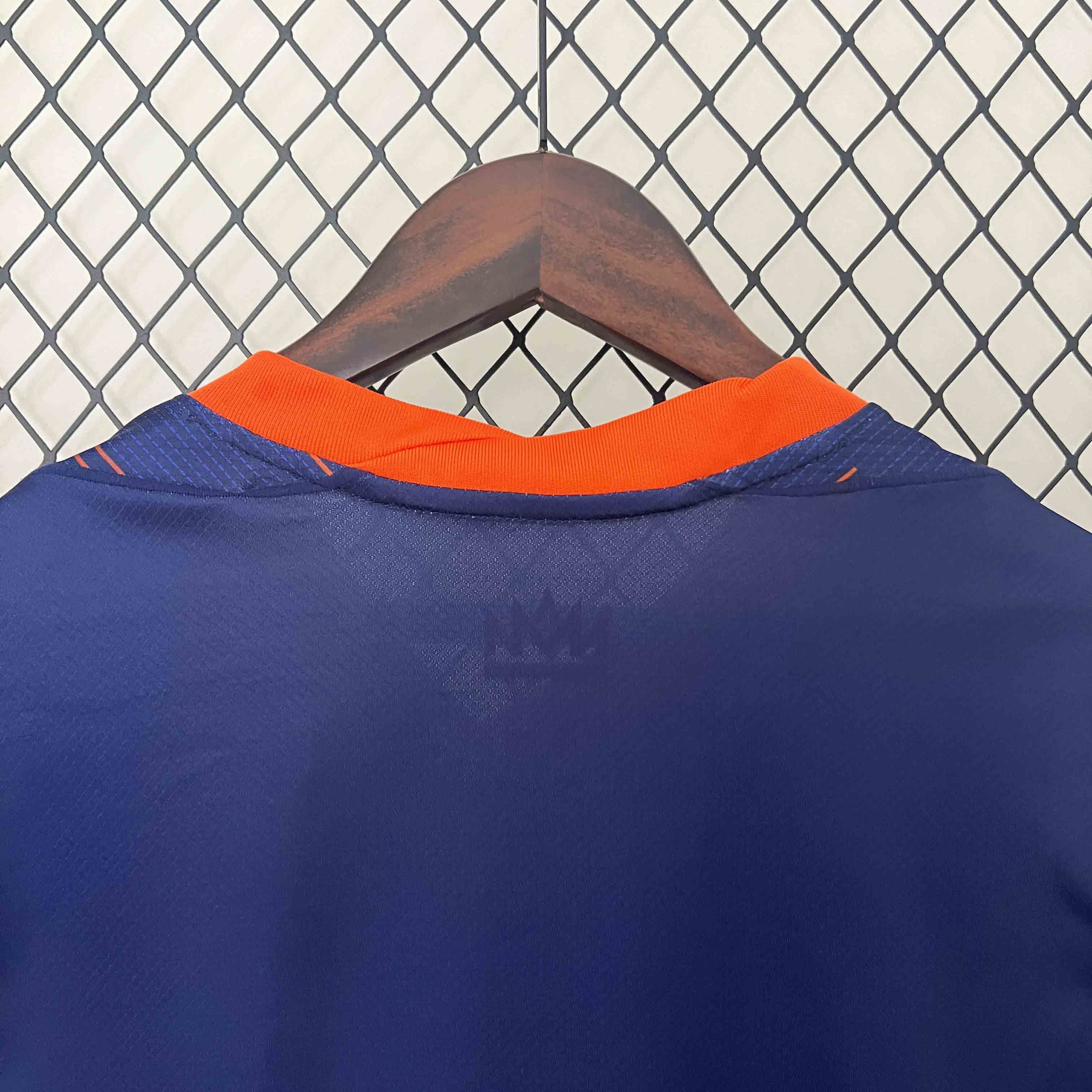 PAYS BAS - MAILLOT EXTÉRIEUR 2024