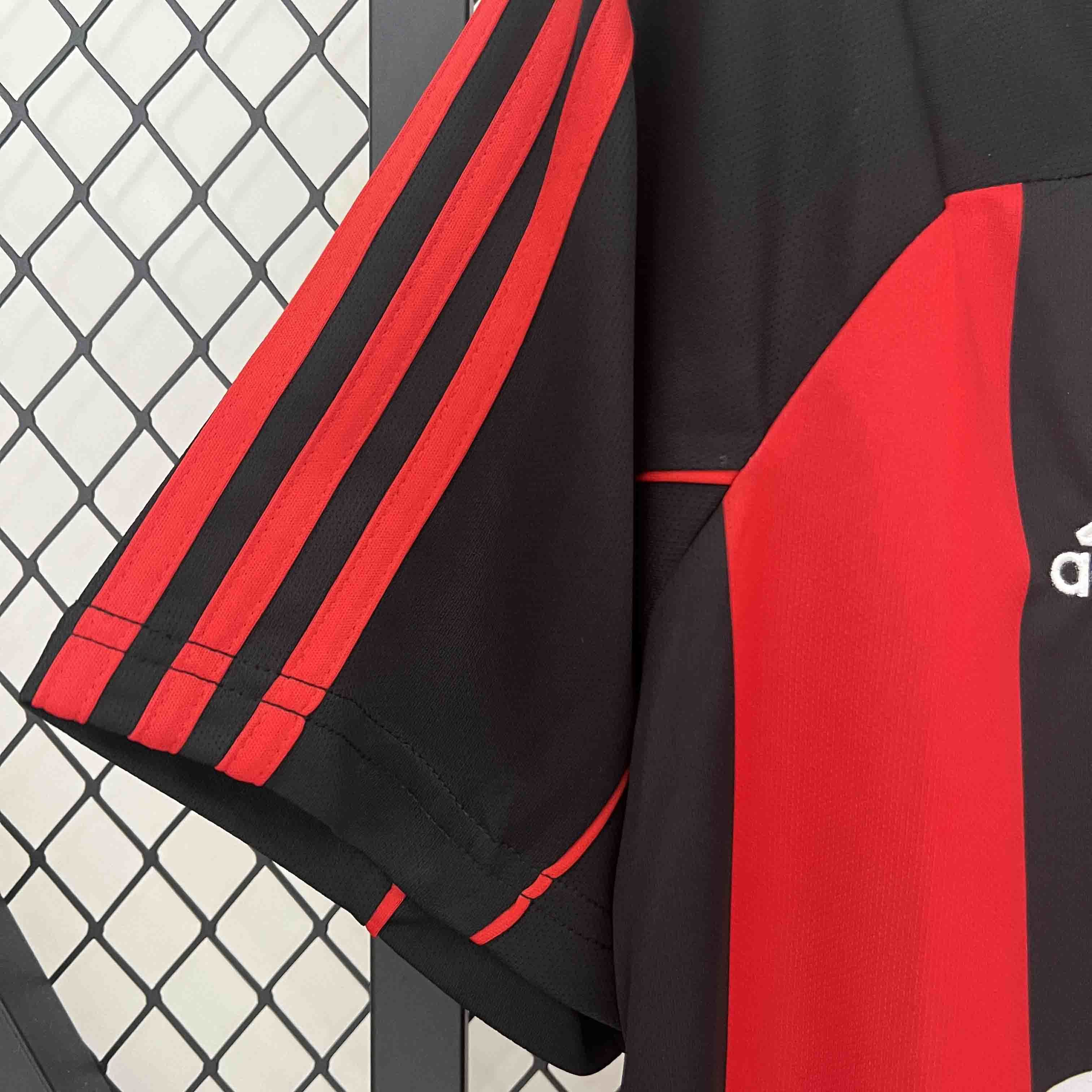 AC MILAN - MAILLOT DOMICILE RETRO 01/02