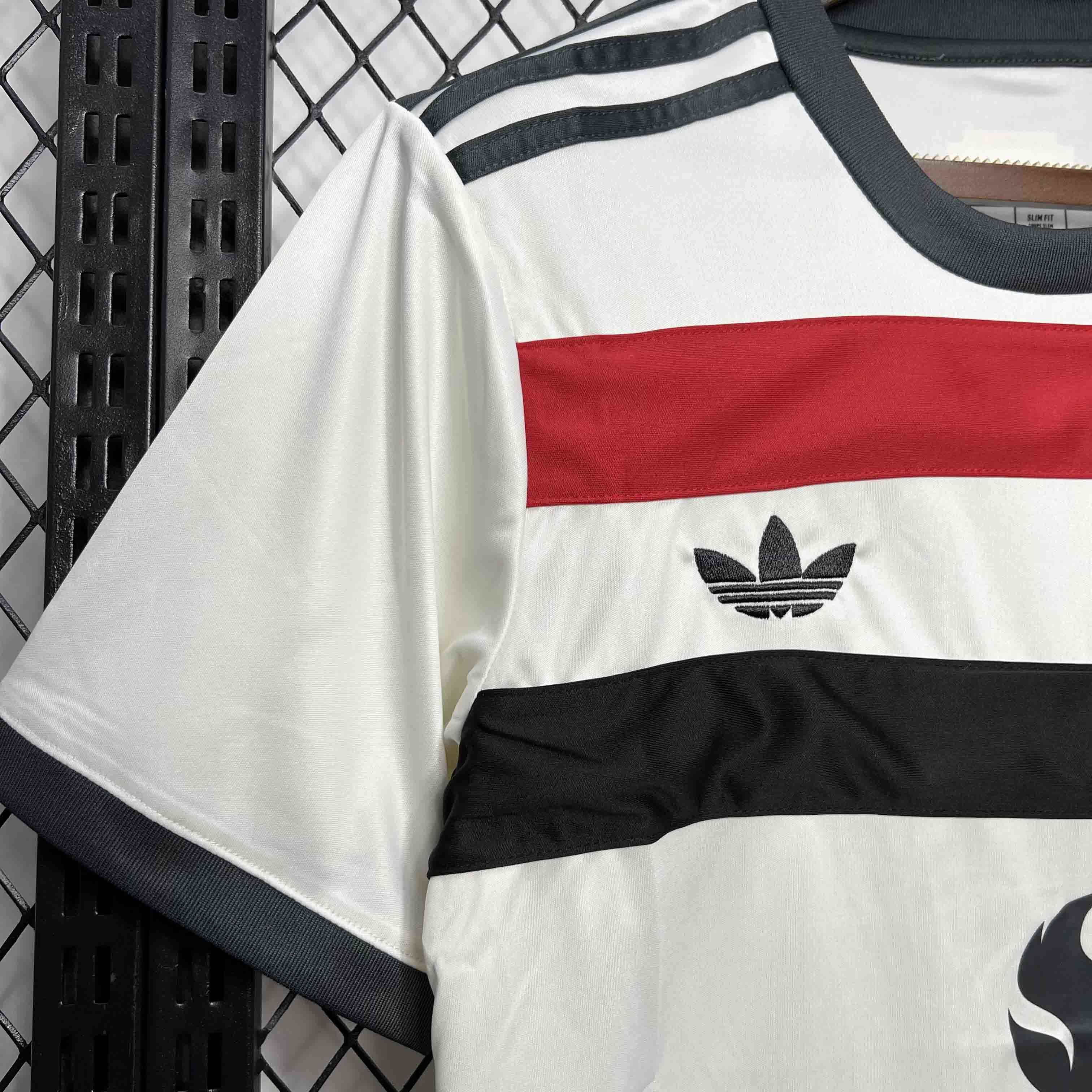 MANCHESTER UNITED - MAILLOT EXTÉRIEUR THIRD 24/25