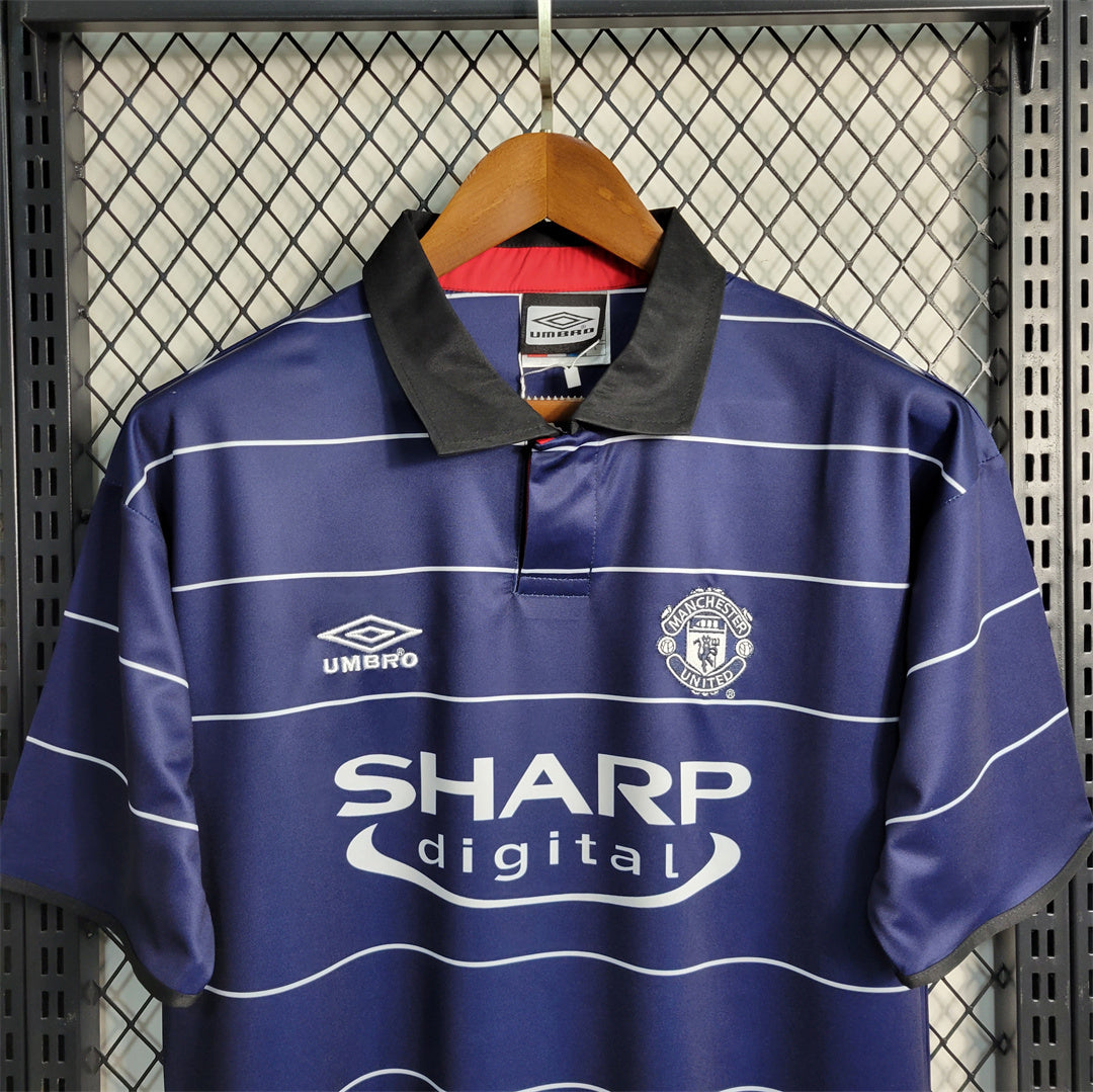 MANCHESTER UNITED - MAILLOT EXTÉRIEUR RETRO 99/00
