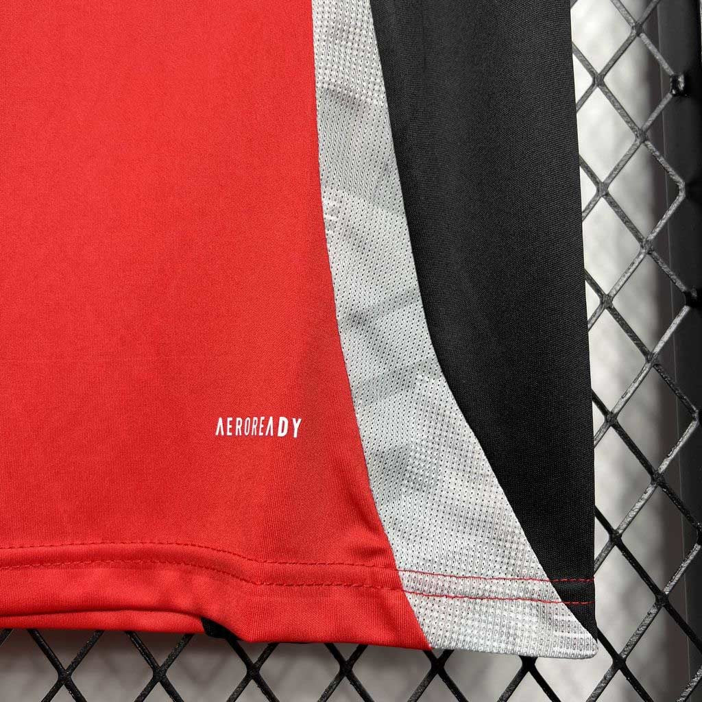 MANCHESTER UNITED - MAILLOT ENTRAINEMENT 24/25
