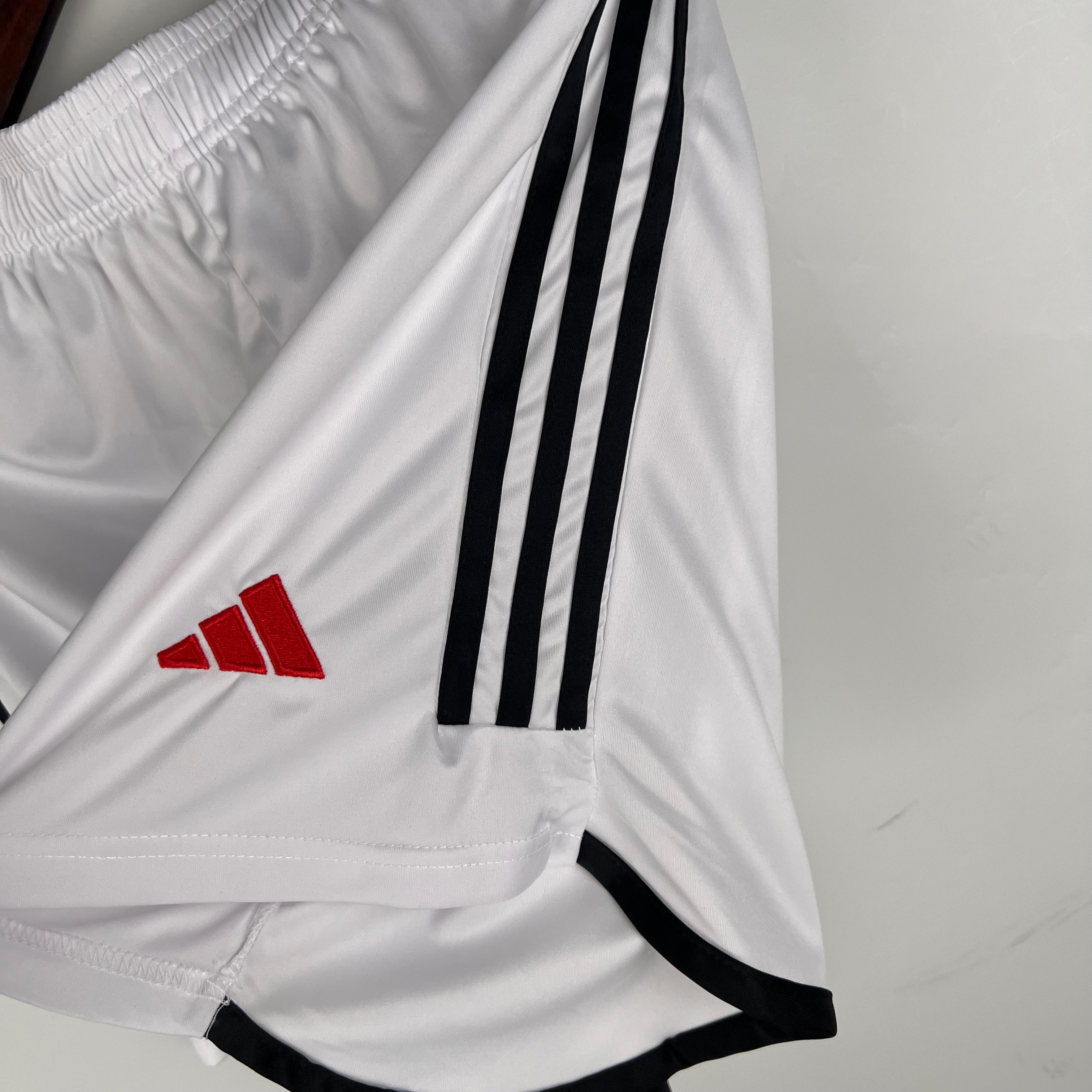 MANCHESTER UNITED - SHORT DOMICILE 23/24