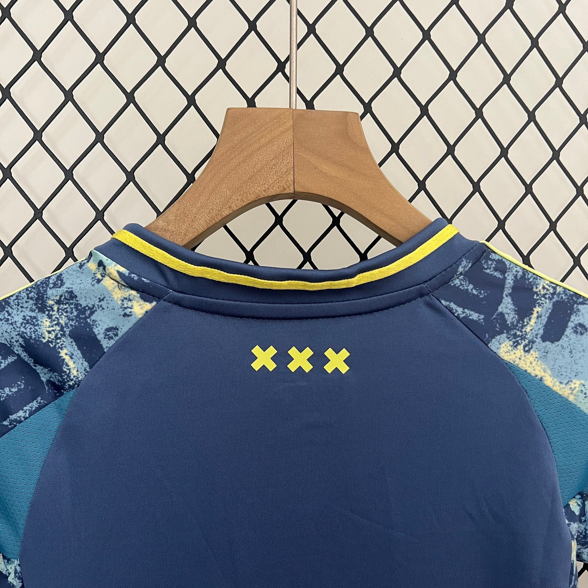 AJAX - ENSEMBLE ENFANT EXTÉRIEUR 24/25