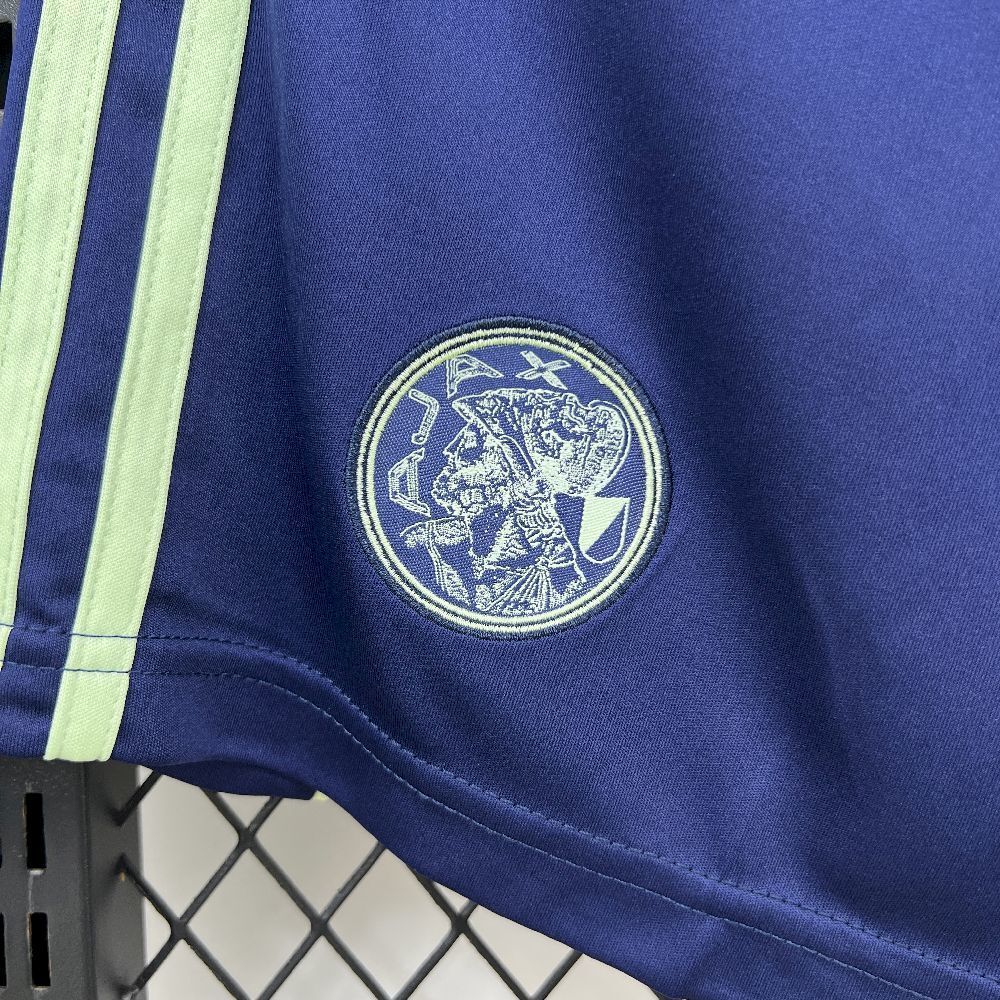 AJAX - SHORT EXTÉRIEUR 25/26