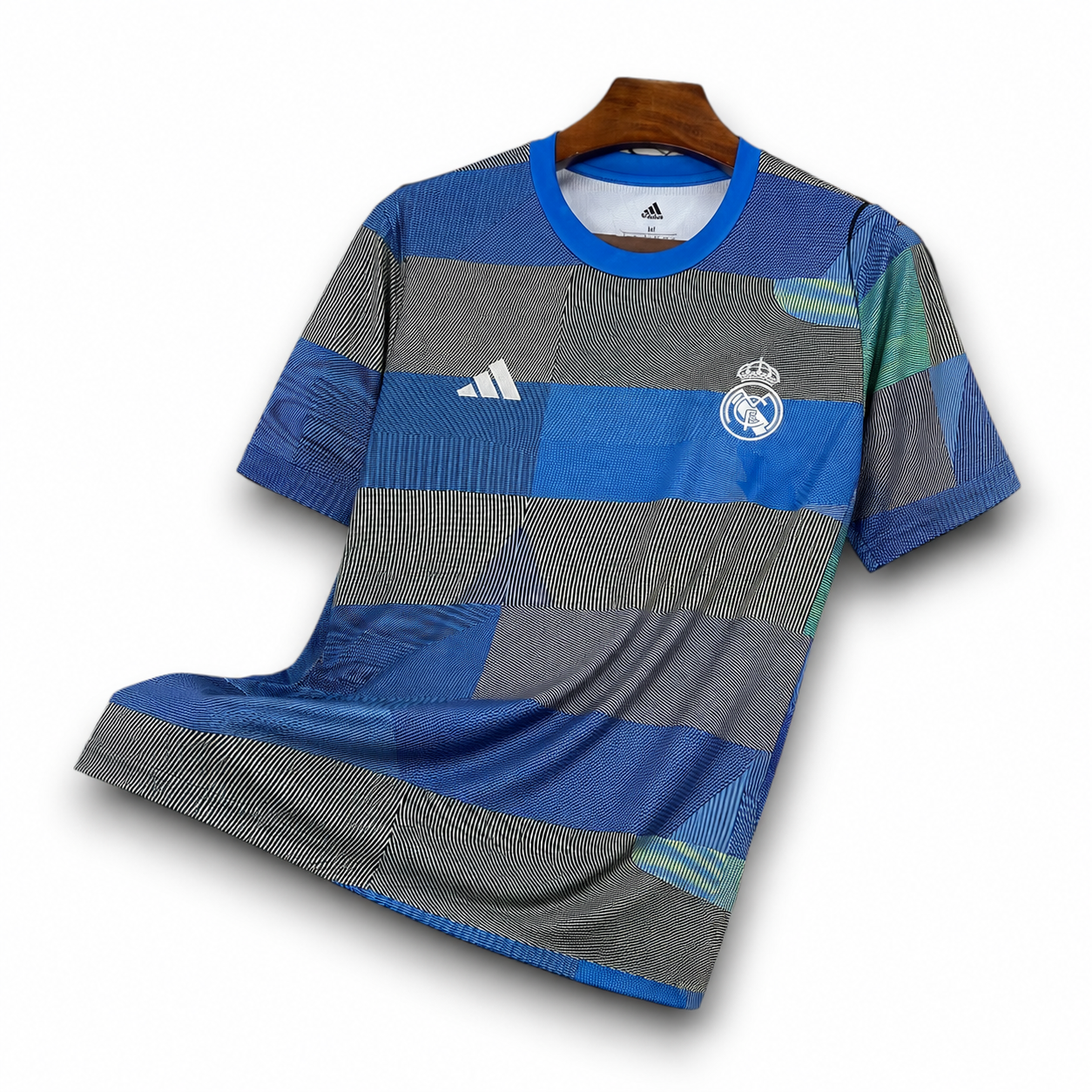 REAL MADRID - MAILLOT ENTRAINEMENT 25/26