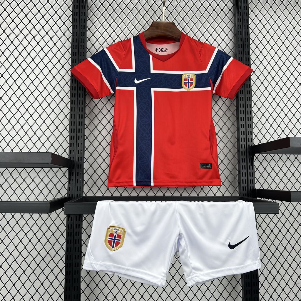 NORVÈGE - ENSEMBLE ENFANT DOMICILE 2026