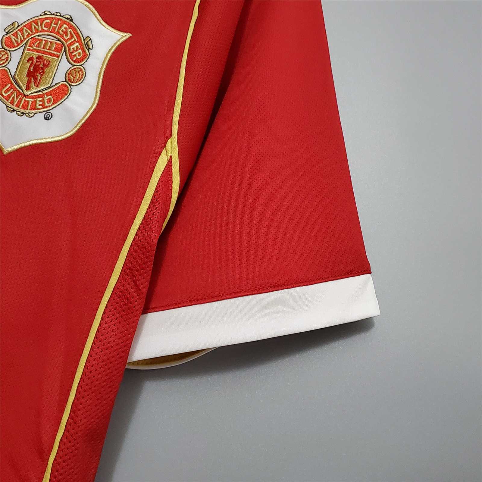 MANCHESTER UNITED - MAILLOT DOMICILE RETRO 06/07