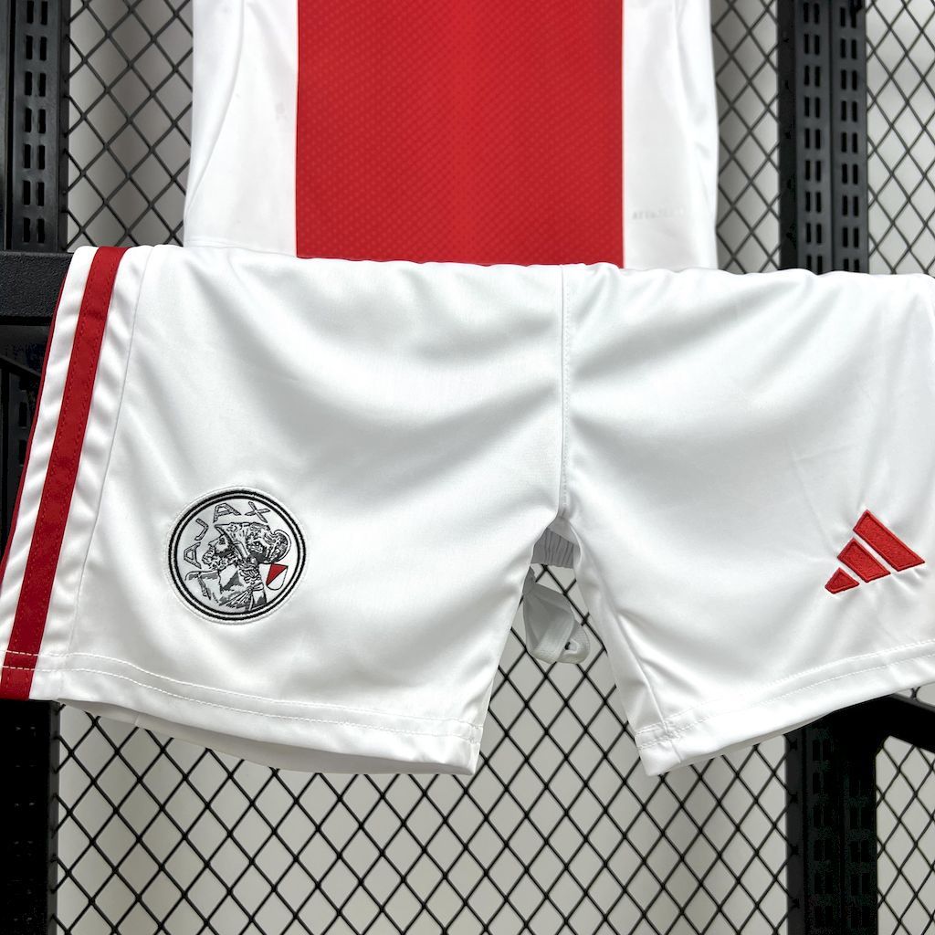AJAX - ENSEMBLE ENFANT DOMICILE 25/26