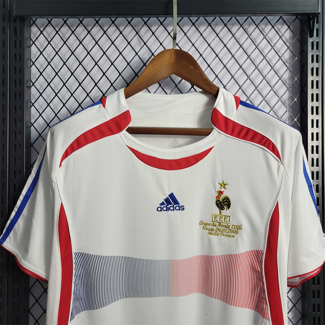 FRANCE - MAILLOT EXTÉRIEUR RETRO 2006