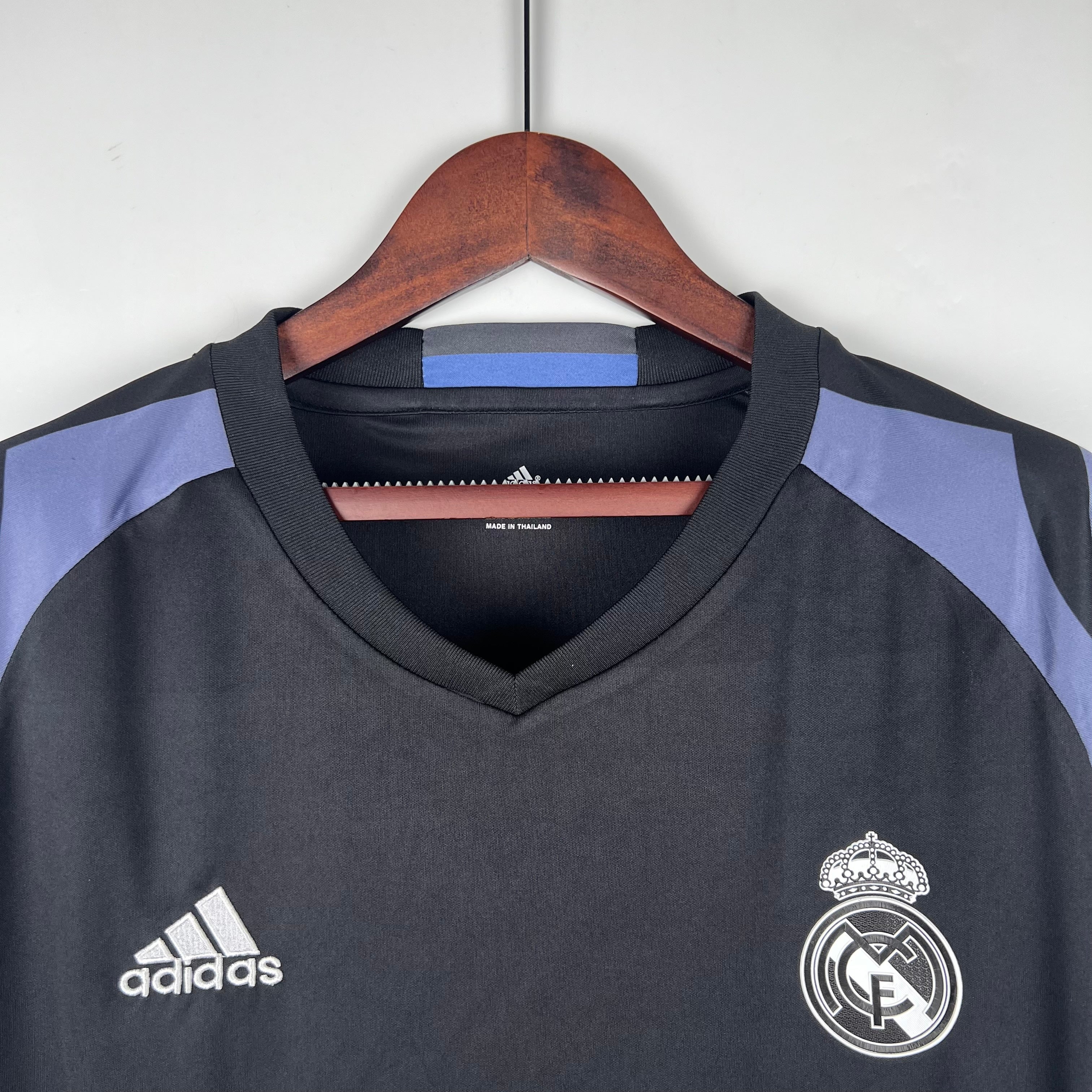 REAL MADRID - MAILLOT EXTÉRIEUR THIRD RETRO 16/17