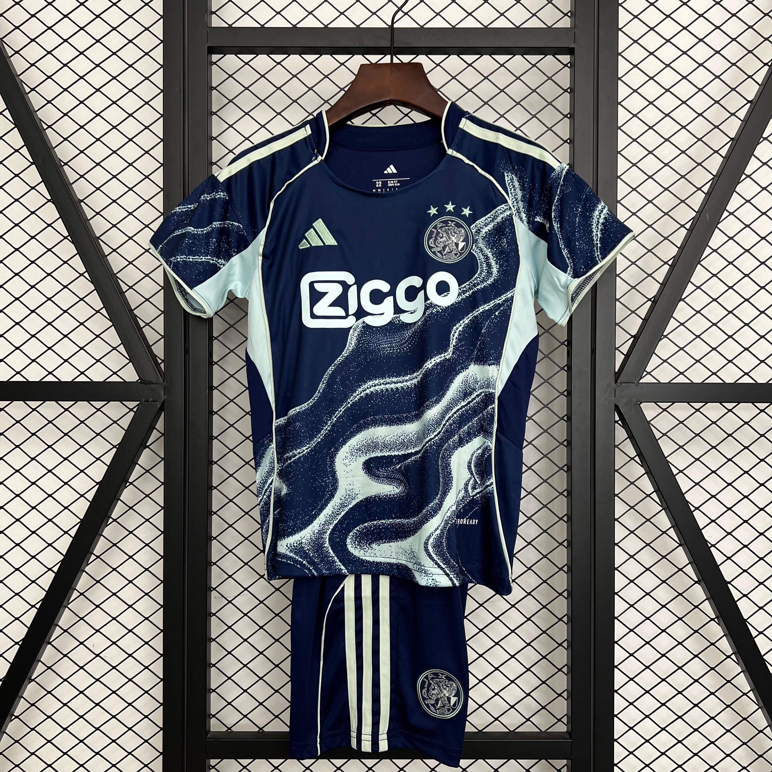 AJAX - ENSEMBLE ENFANT EXTÉRIEUR 25/26