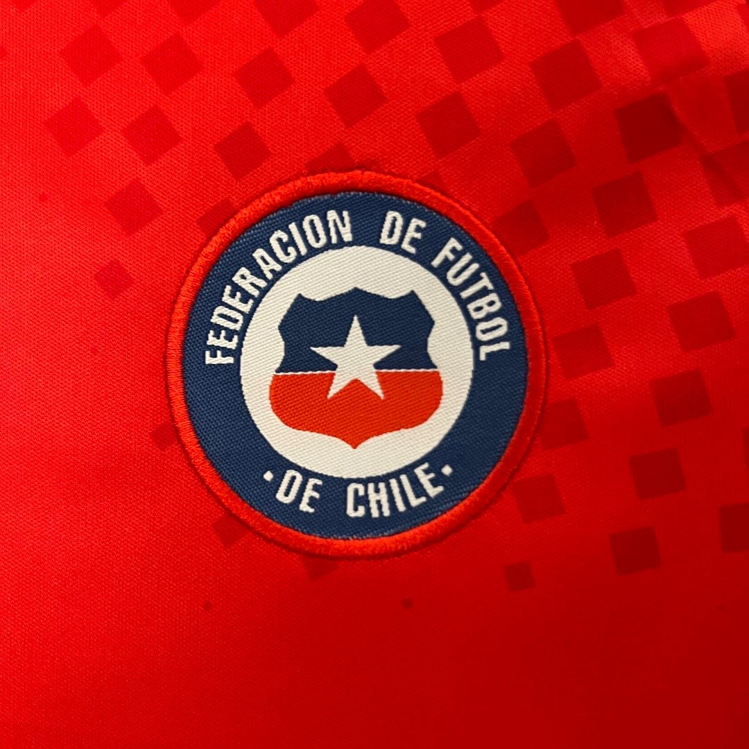 Leazofoot Chile 2024 home kids soccer jersey featuring the official embroidered national team crest on red fabric.
