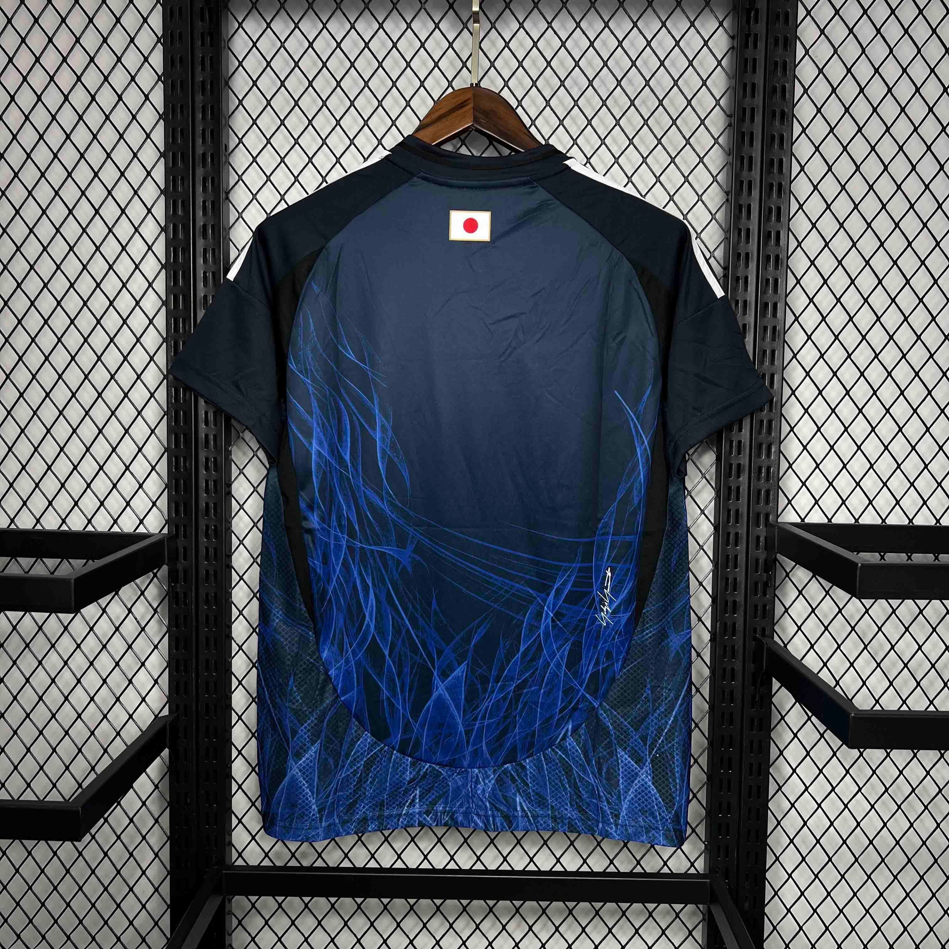 Leazofoot Japan 2025-2026 special edition football jersey in navy blue with flame-inspired graphic pattern
