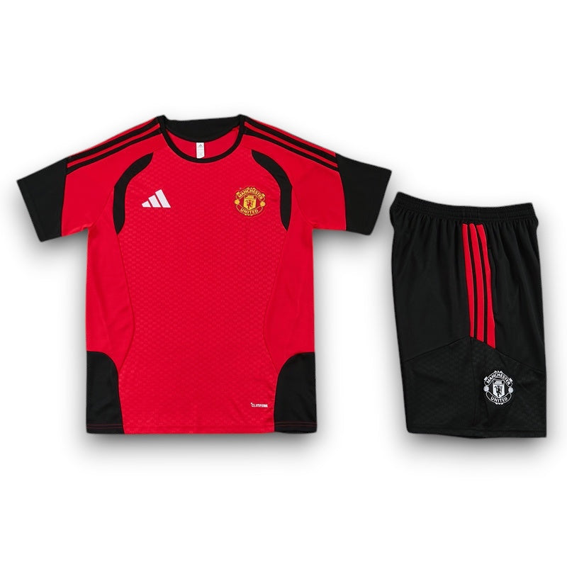 Leazofoot Manchester United 26/27 red and black training jersey and shorts set with team crest and adidas logo