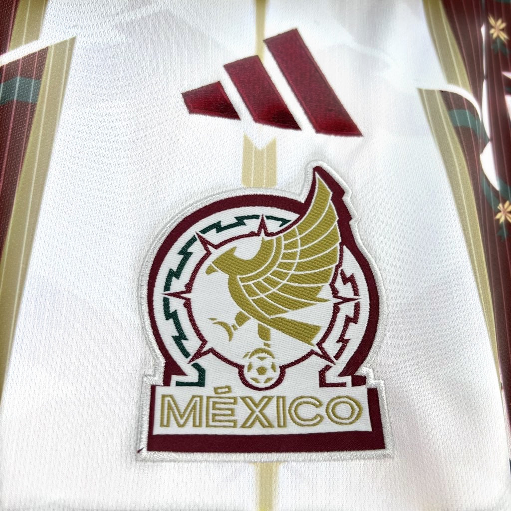 Leazofoot Mexico 26/27 concept soccer jersey in white with maroon and gold details and embroidered team crest.