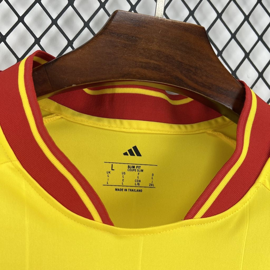 Leazofoot RC Lens 26/27 home football jersey in yellow with red ribbed collar and Adidas branding.