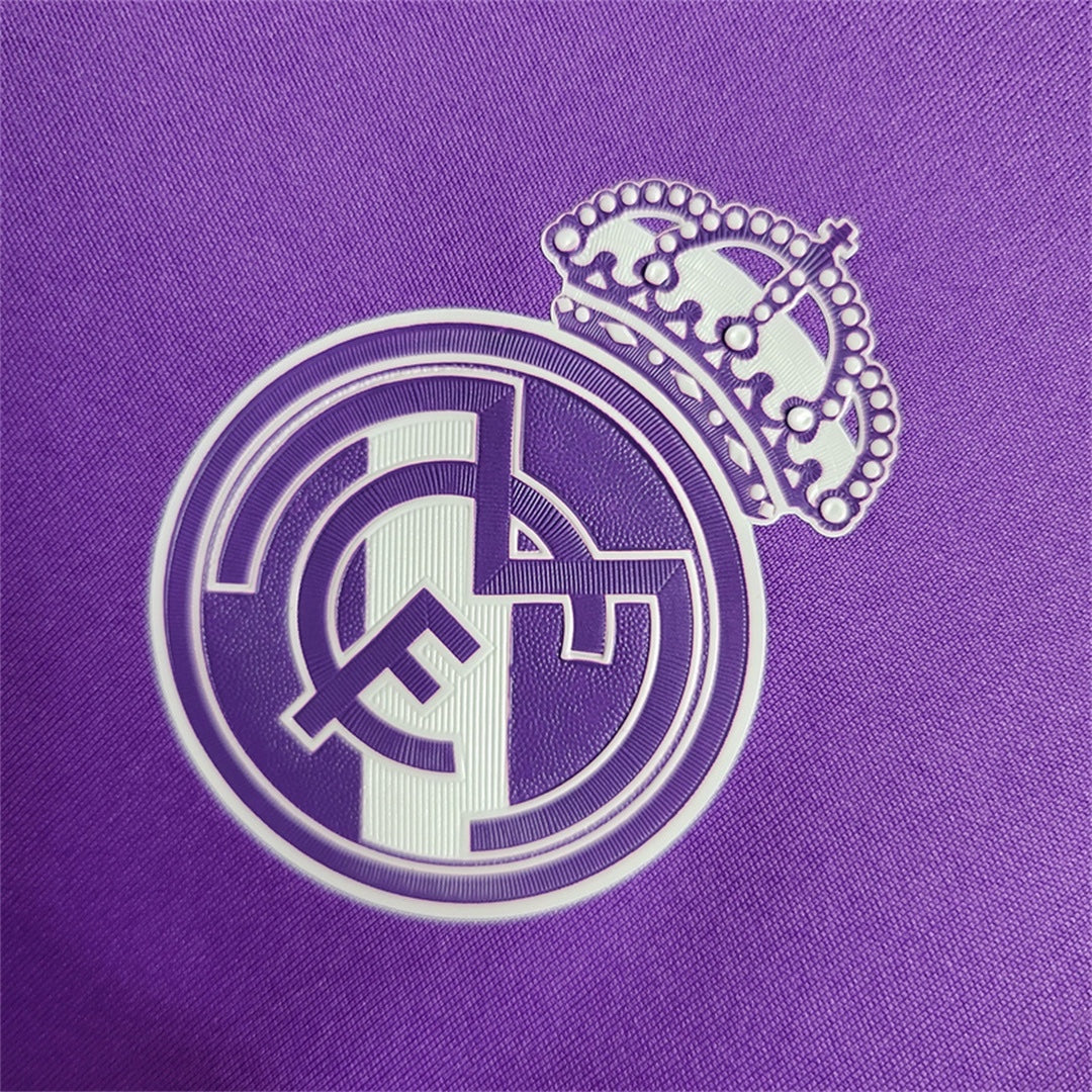 Leazofoot Real Madrid 16/17 away jersey purple club crest detail with white embroidered logo