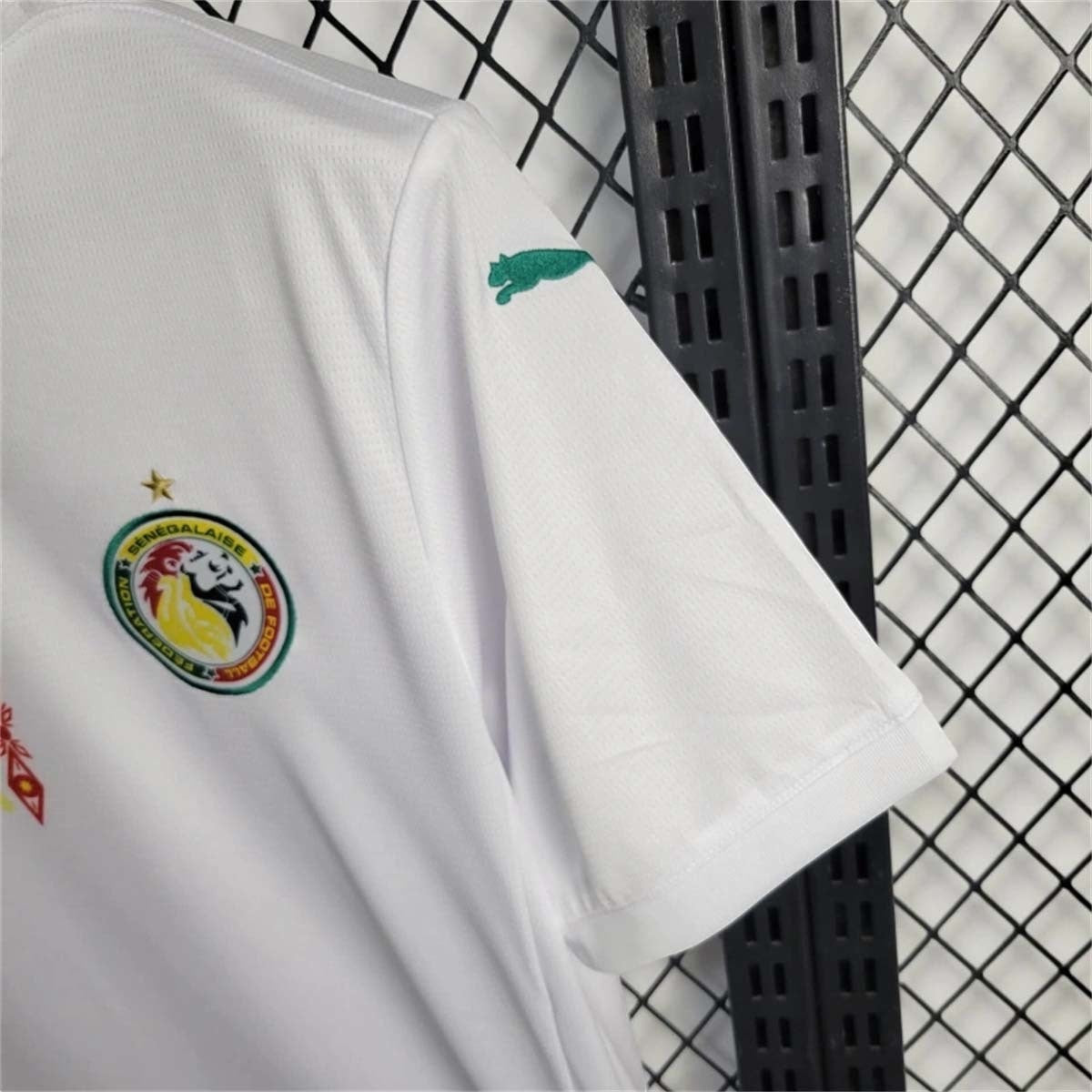 Leazofoot Senegal 24/25 home football jersey in white with team crest and green logo detail.