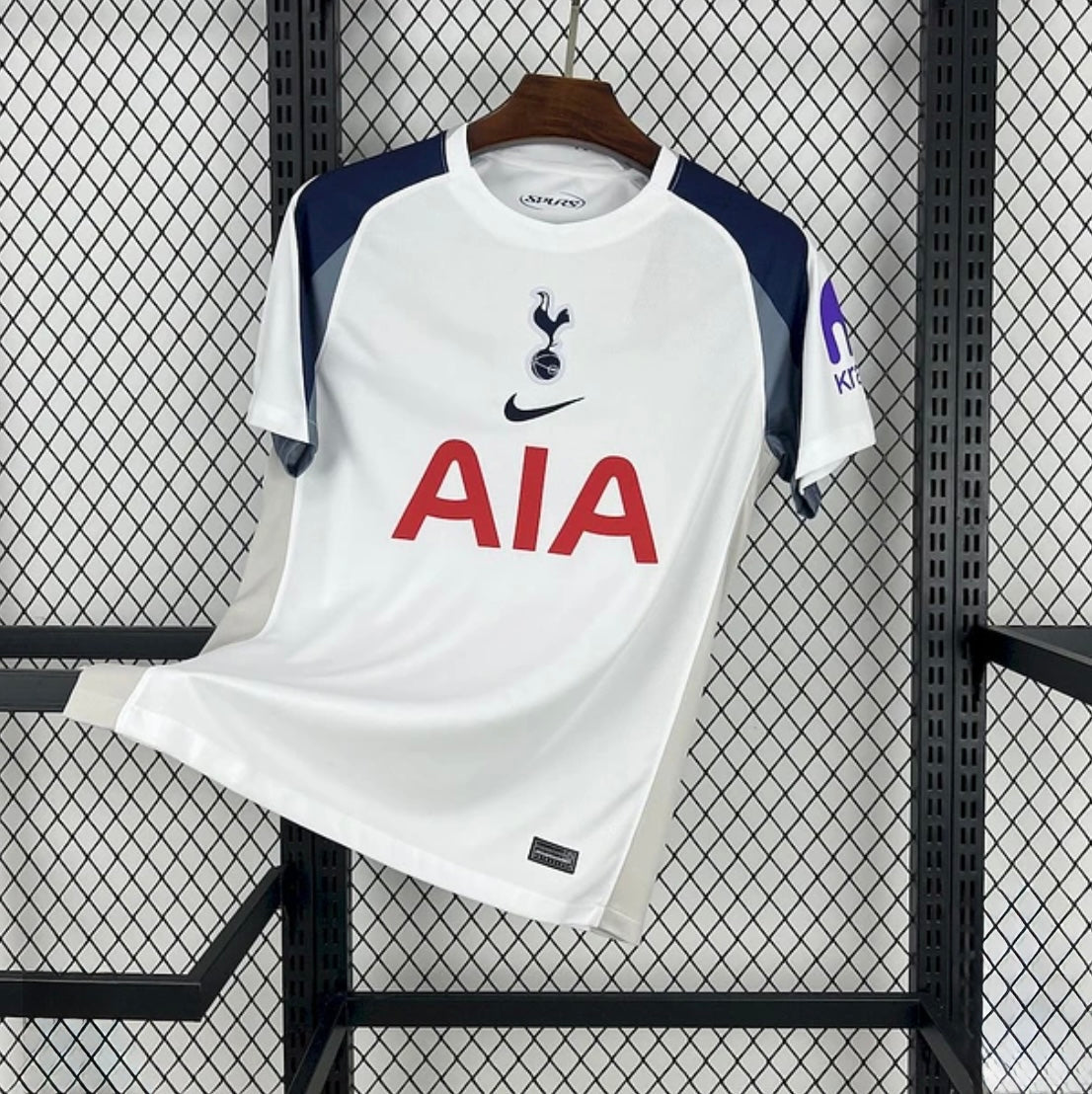 Tottenham 2025/26 Domicile