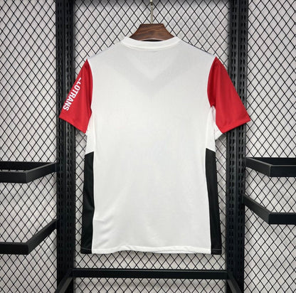 Eintracht Francfort 2024/25 Domicile