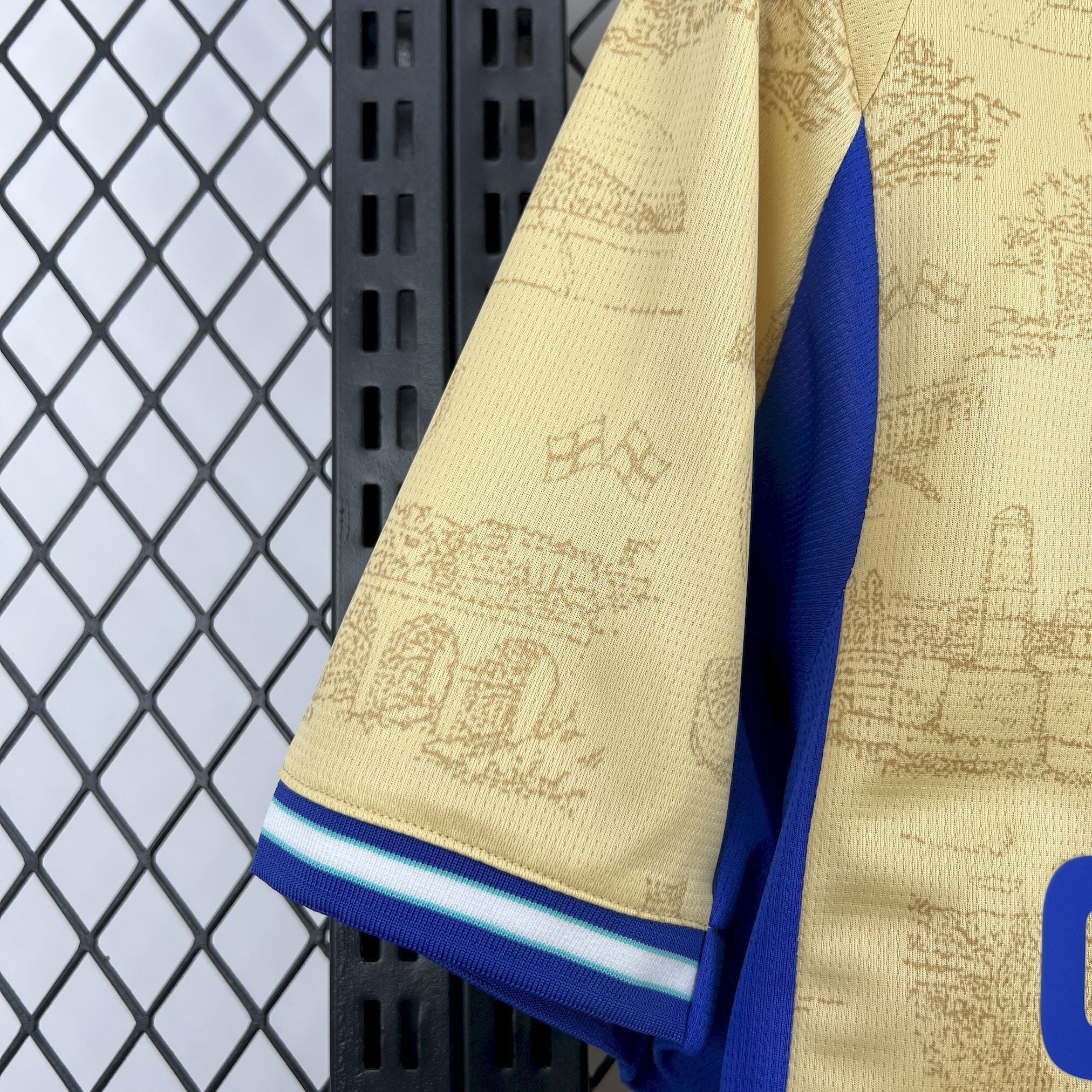 OLYMPIQUE DE MARSEILLE - MAILLOT EXTÉRIEUR FOURTH 25/26