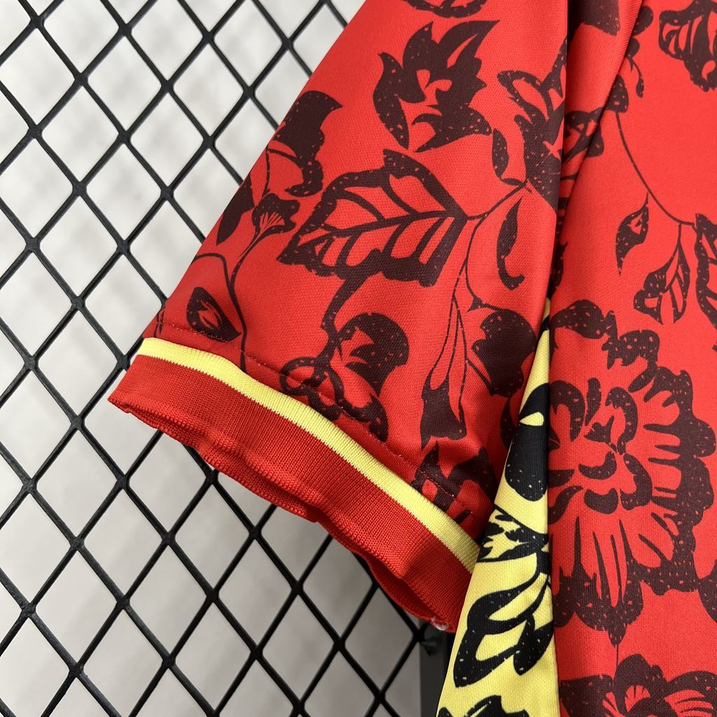 PORTUGAL - MAILLOT CONCEPT "FLEURS ROUGES" 24/25