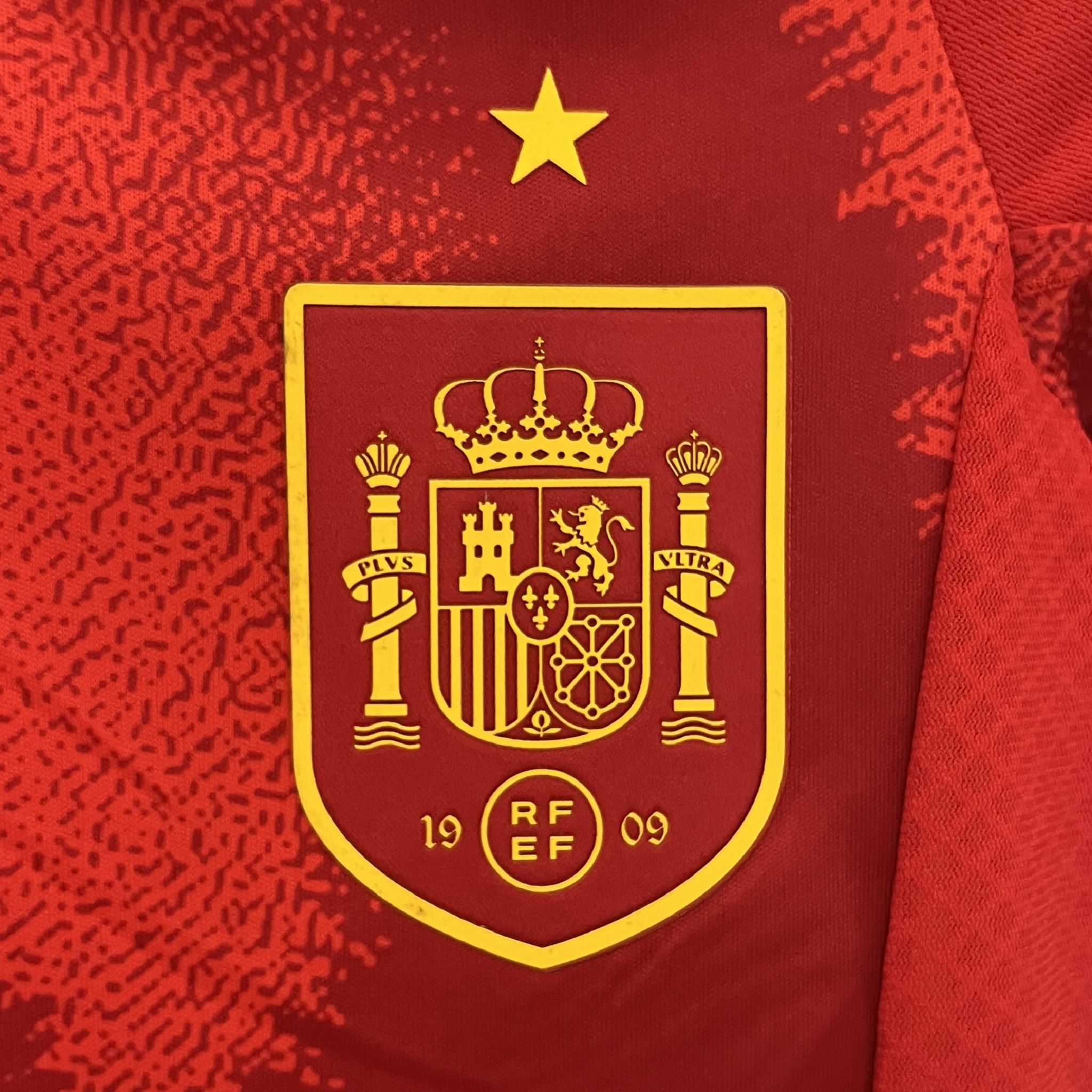 ESPAGNE - ENSEMBLE ENFANT DOMICILE 2024