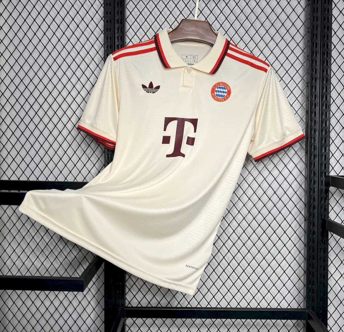 FC Bayern 2024/25 Third