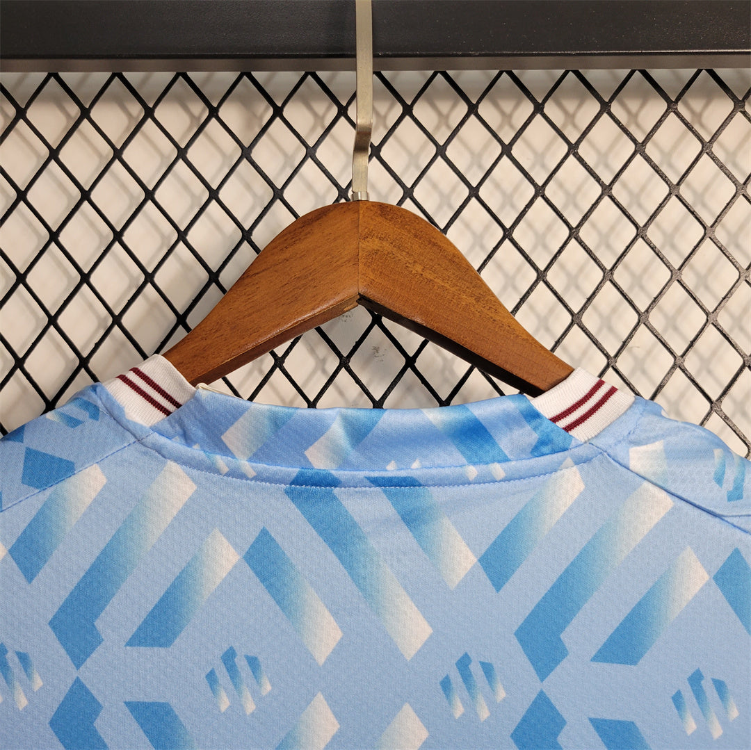 OLYMPIQUE DE MARSEILLE - MAILLOT ENTRAINEMENT 23/24