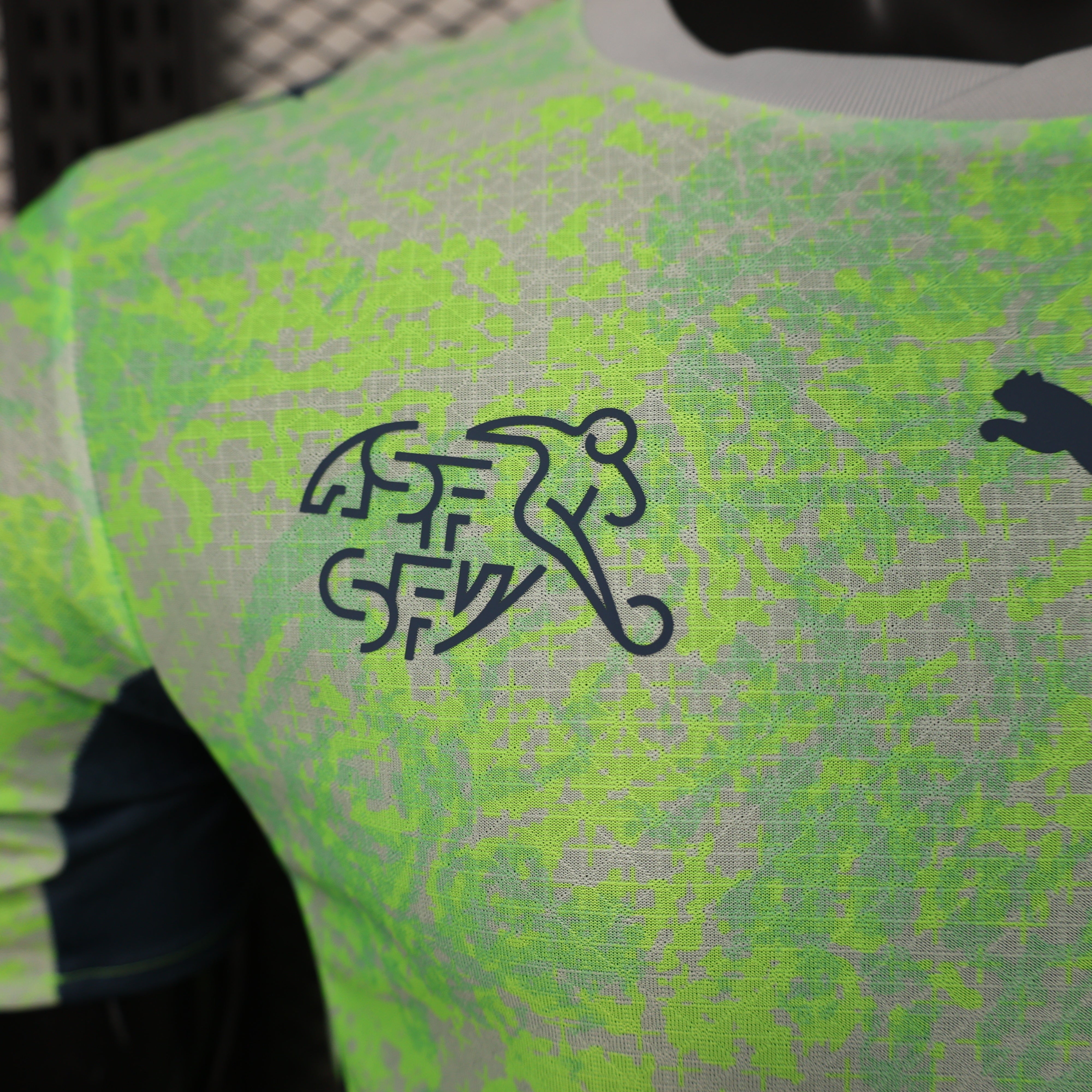 SUISSE - MAILLOT EXTÉRIEUR JOUEUR 2026