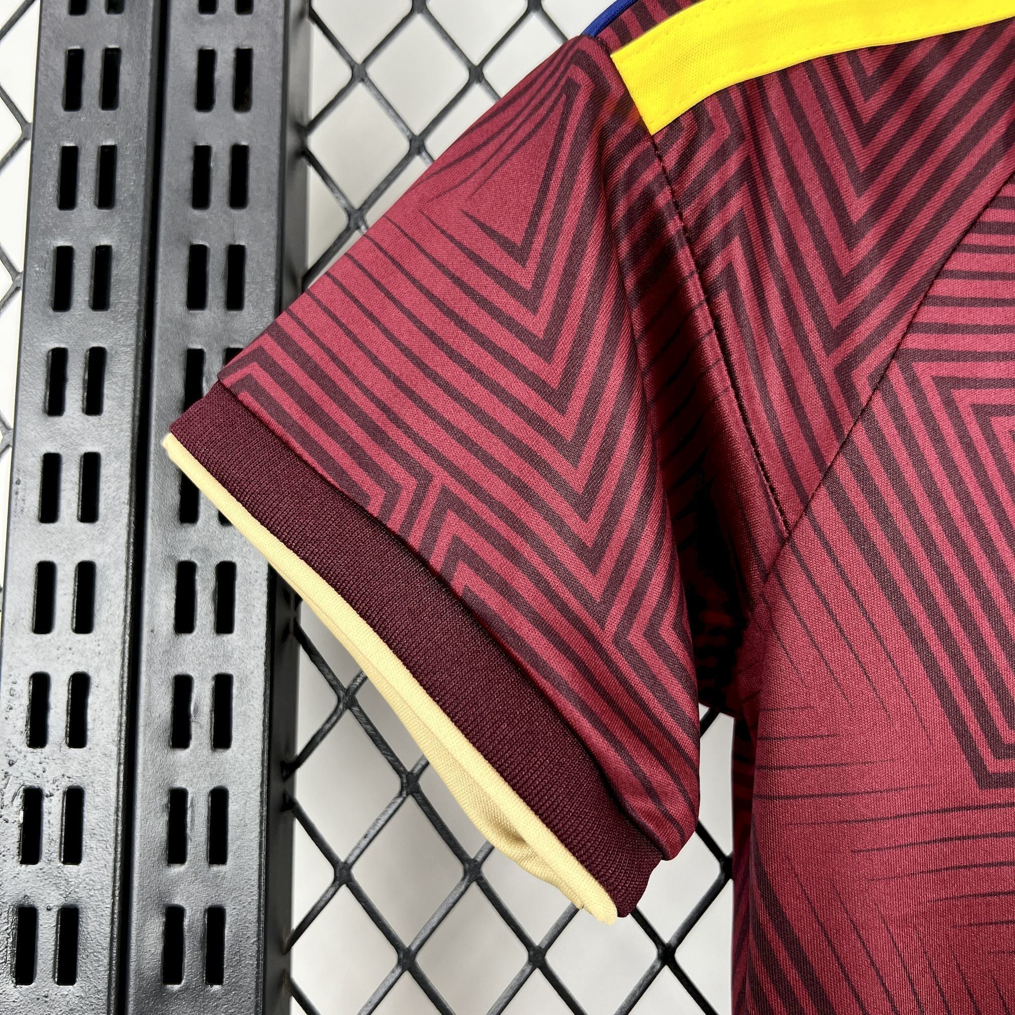 VENEZUELA - ENSEMBLE ENFANT DOMICILE 2026