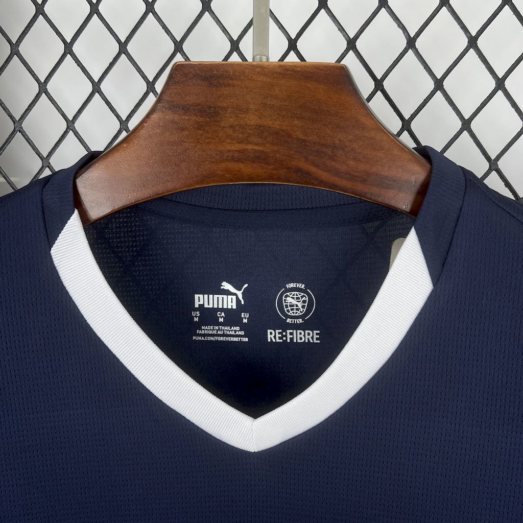 25-26 PSV Eindhoven Away