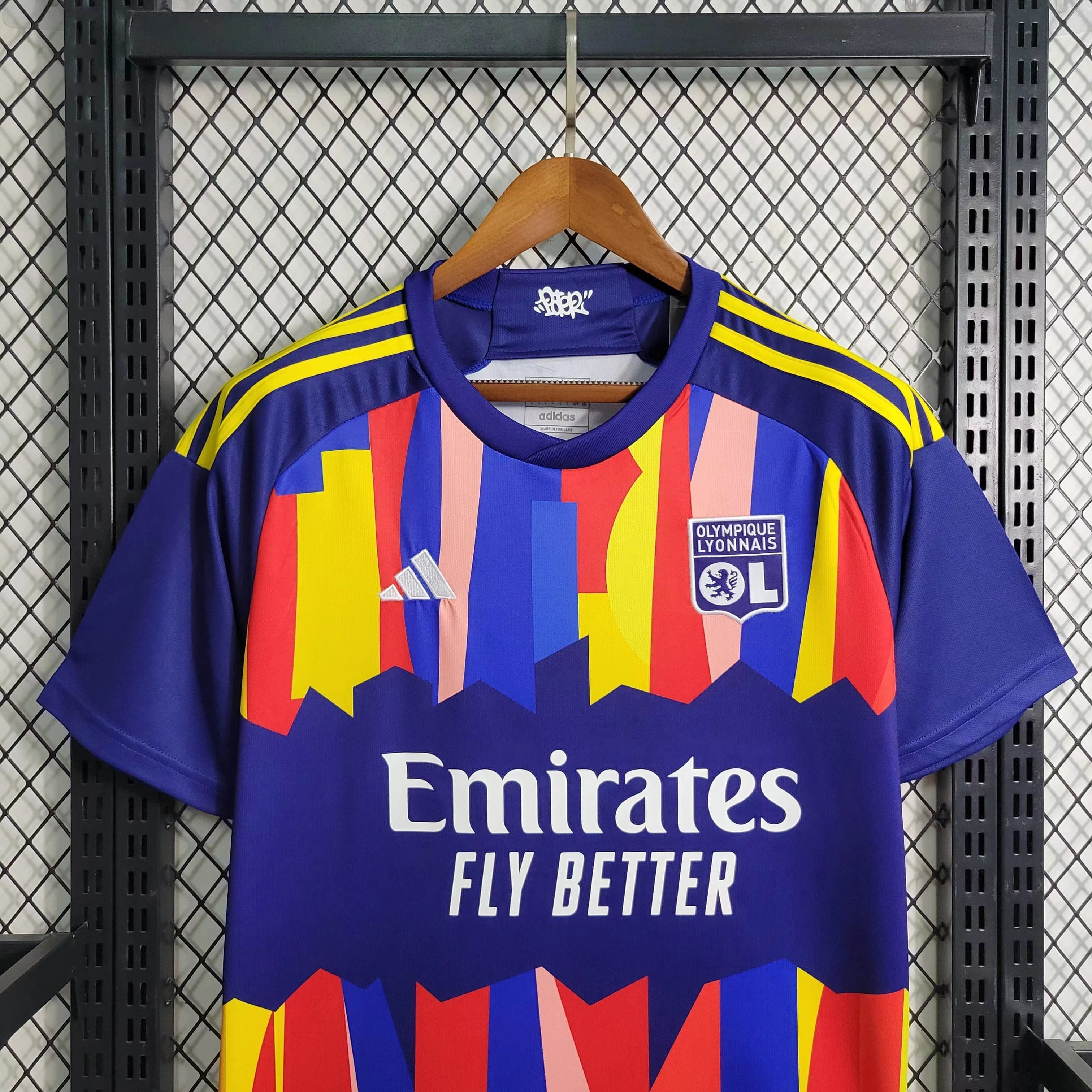 OLYMPIQUE LYONNAIS - MAILLOT EXTÉRIEUR THIRD 23/24
