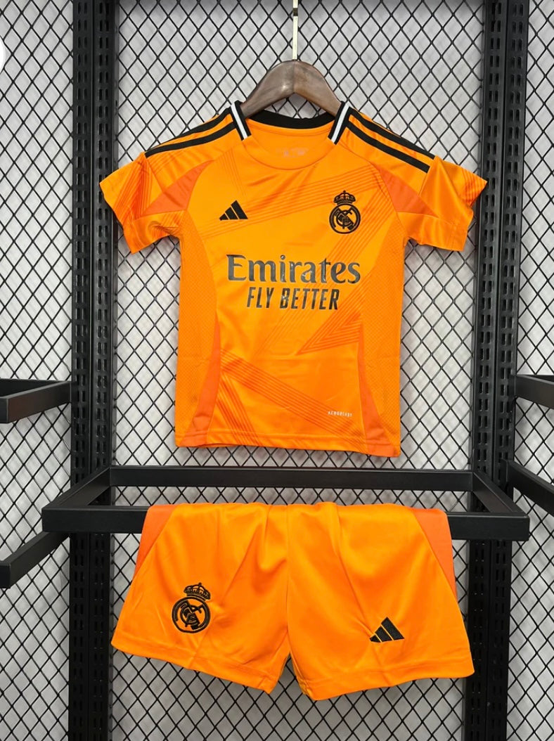 Kits Enfants Real Madrid 2024/25 Extérieur