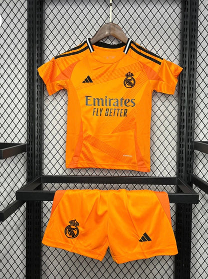 Kits Enfants Real Madrid 2024/25 Extérieur