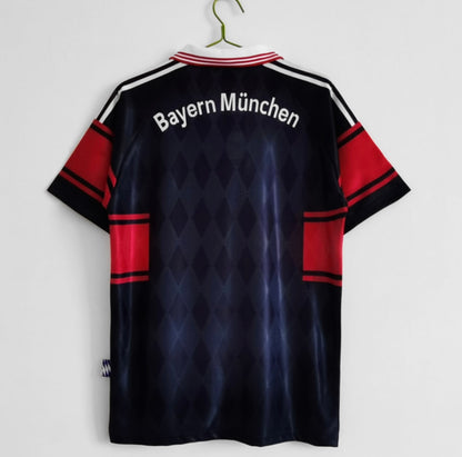 FC Bayern 1998/99 Domicile