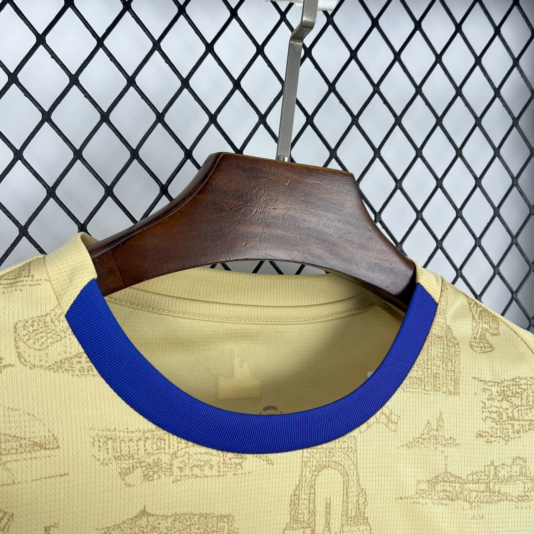 OLYMPIQUE DE MARSEILLE - MAILLOT EXTÉRIEUR FOURTH 25/26