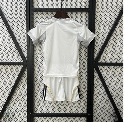 Kits Enfants Real Madrid 2025/26 Domicile